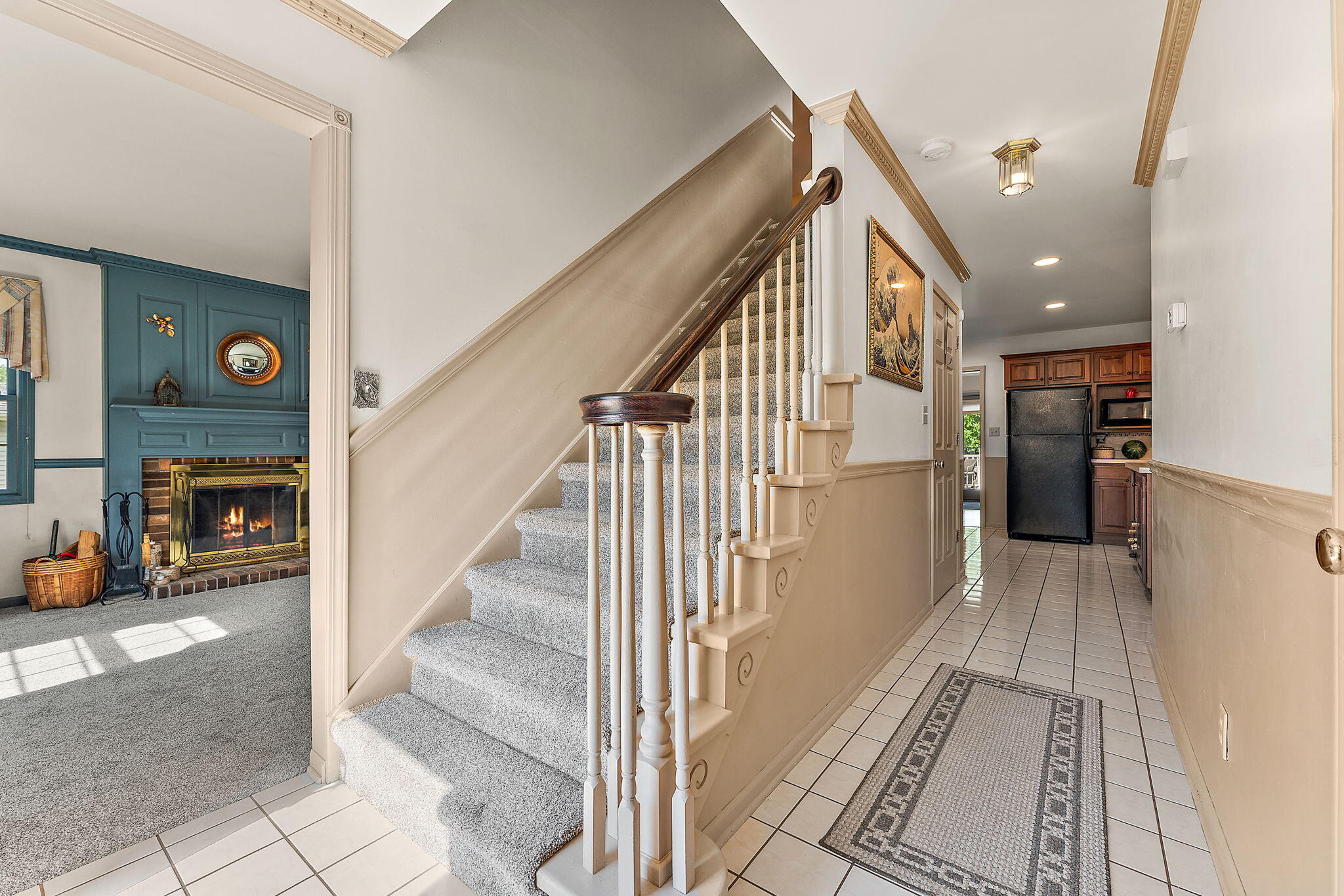 619 N Forest Avenue Unit: 46319