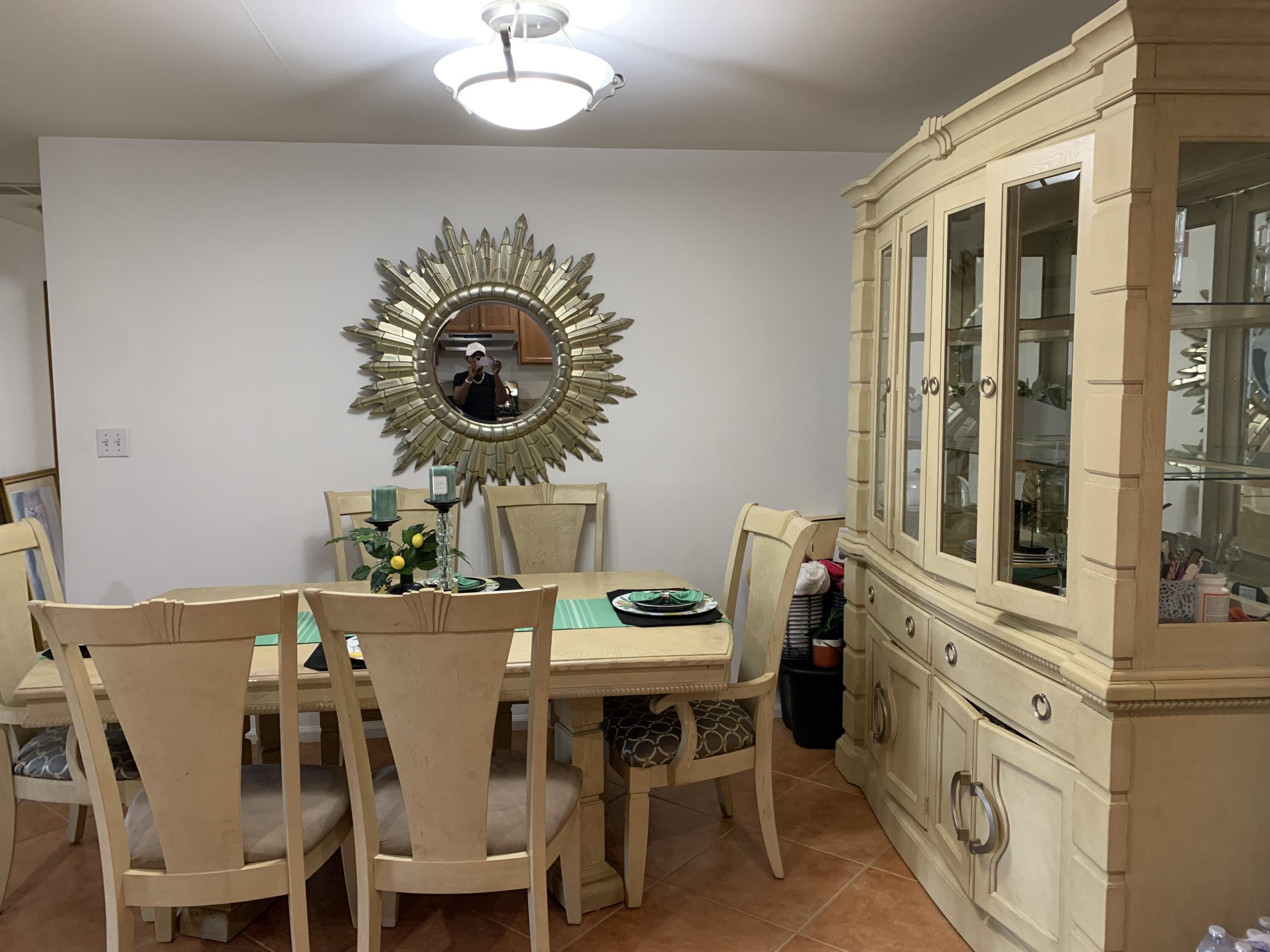 927 Oak Drive Unit: 927