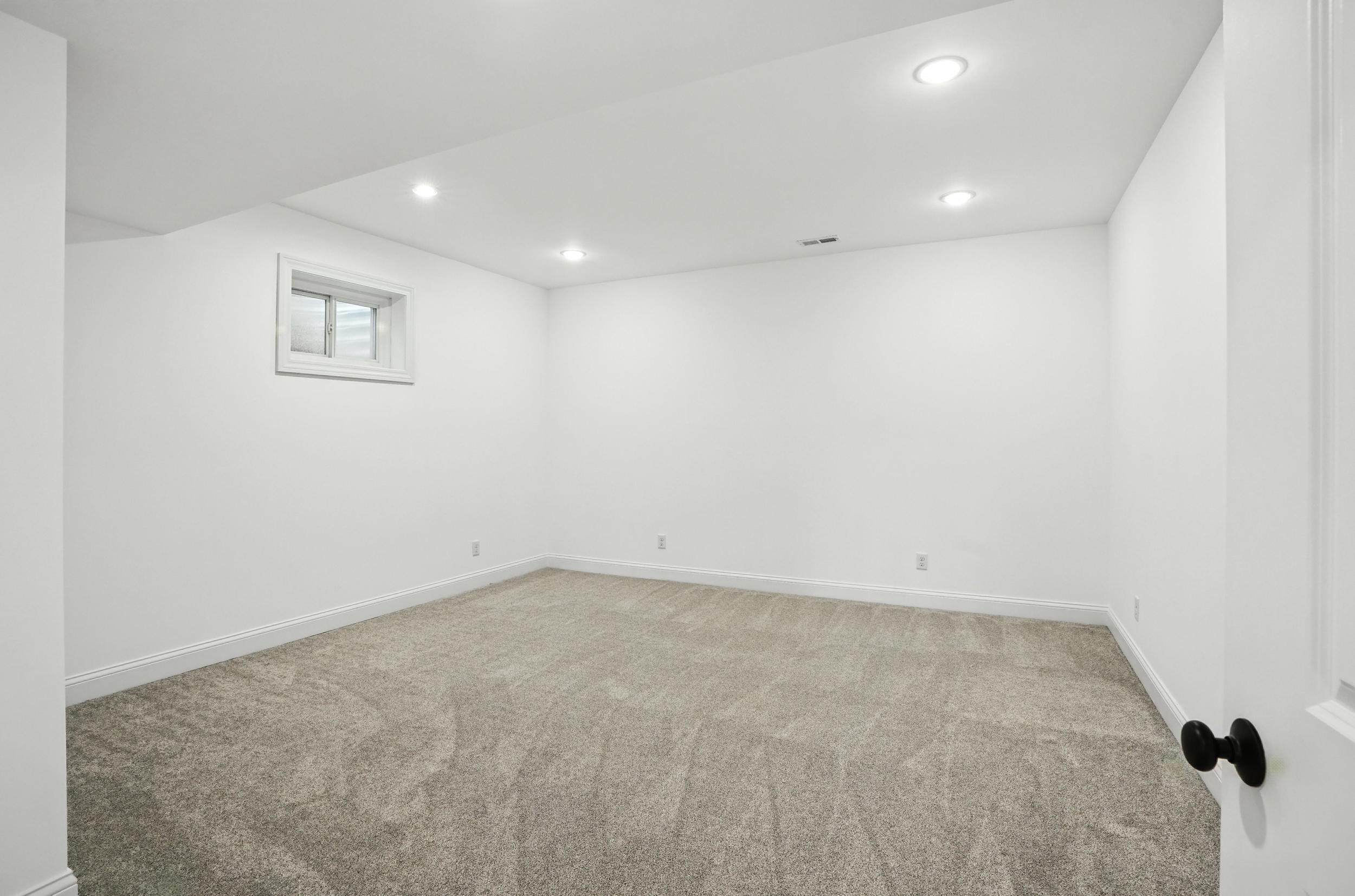 908 Mary Ellen Drive