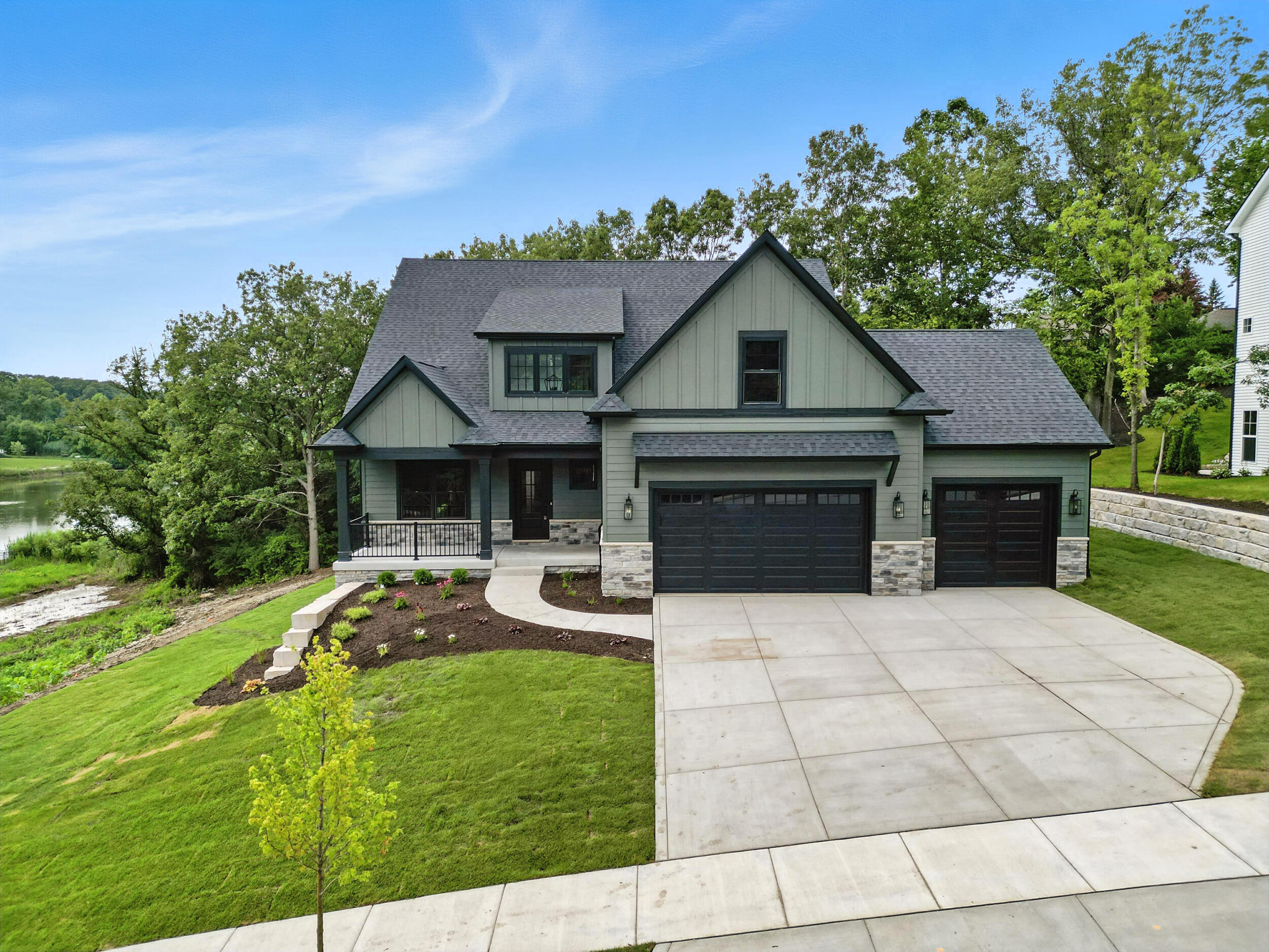 908 Mary Ellen Drive