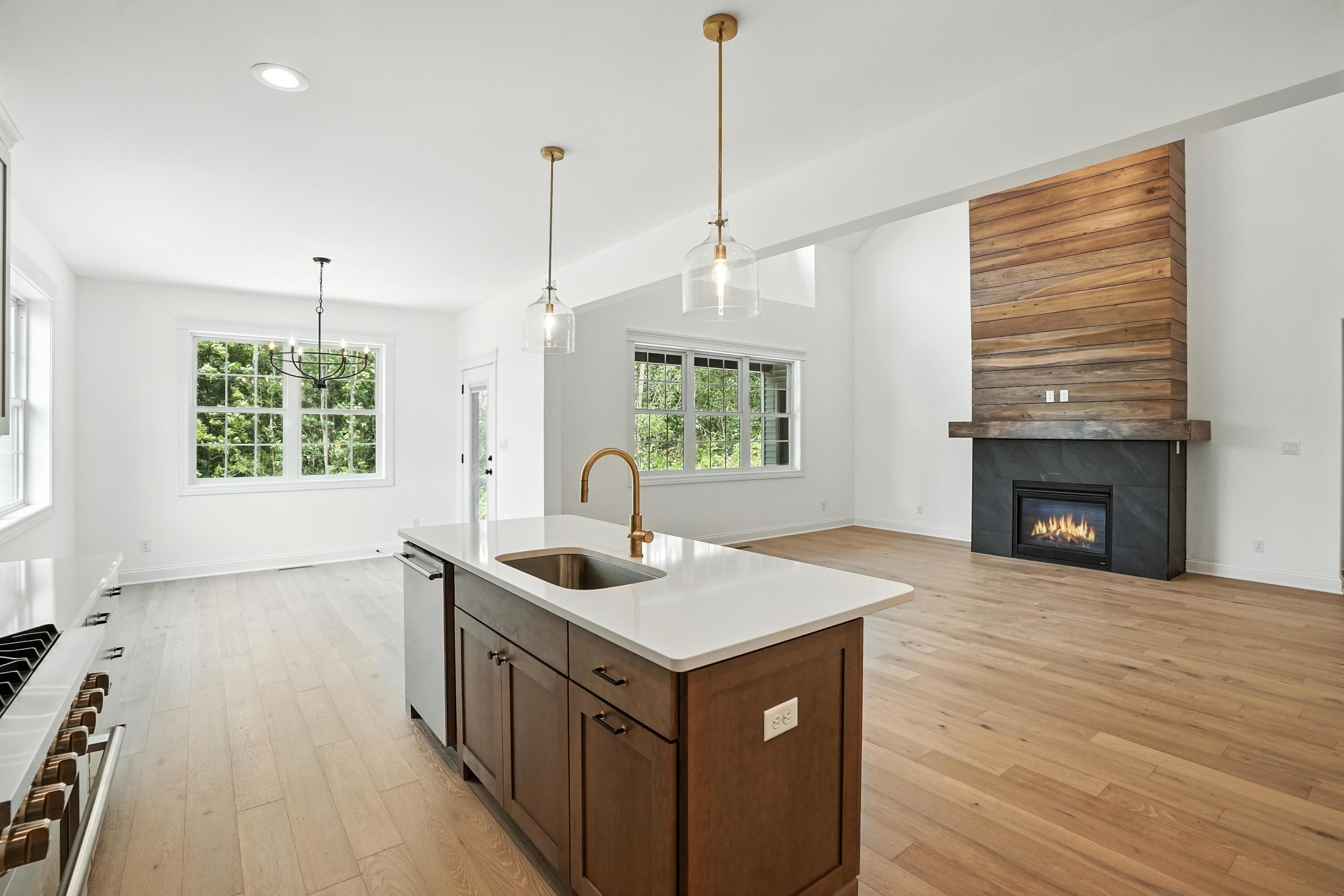 908 Mary Ellen Drive