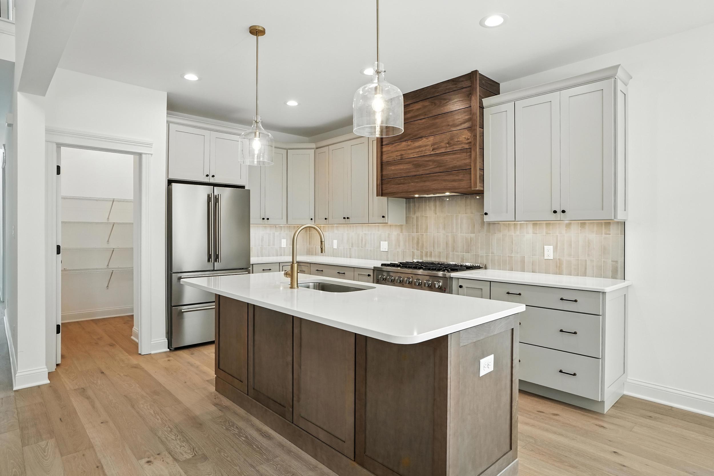 908 Mary Ellen Drive