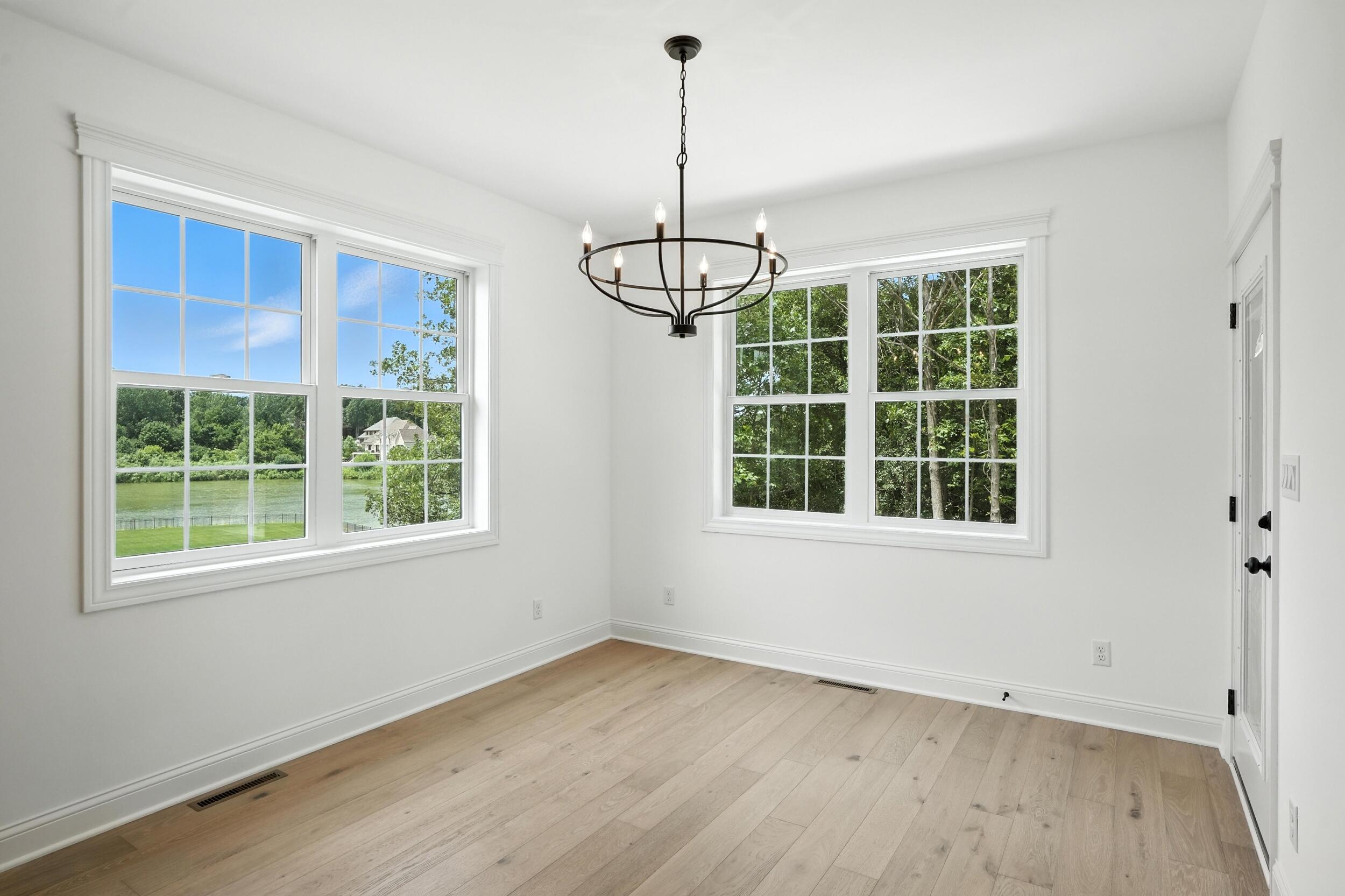 908 Mary Ellen Drive