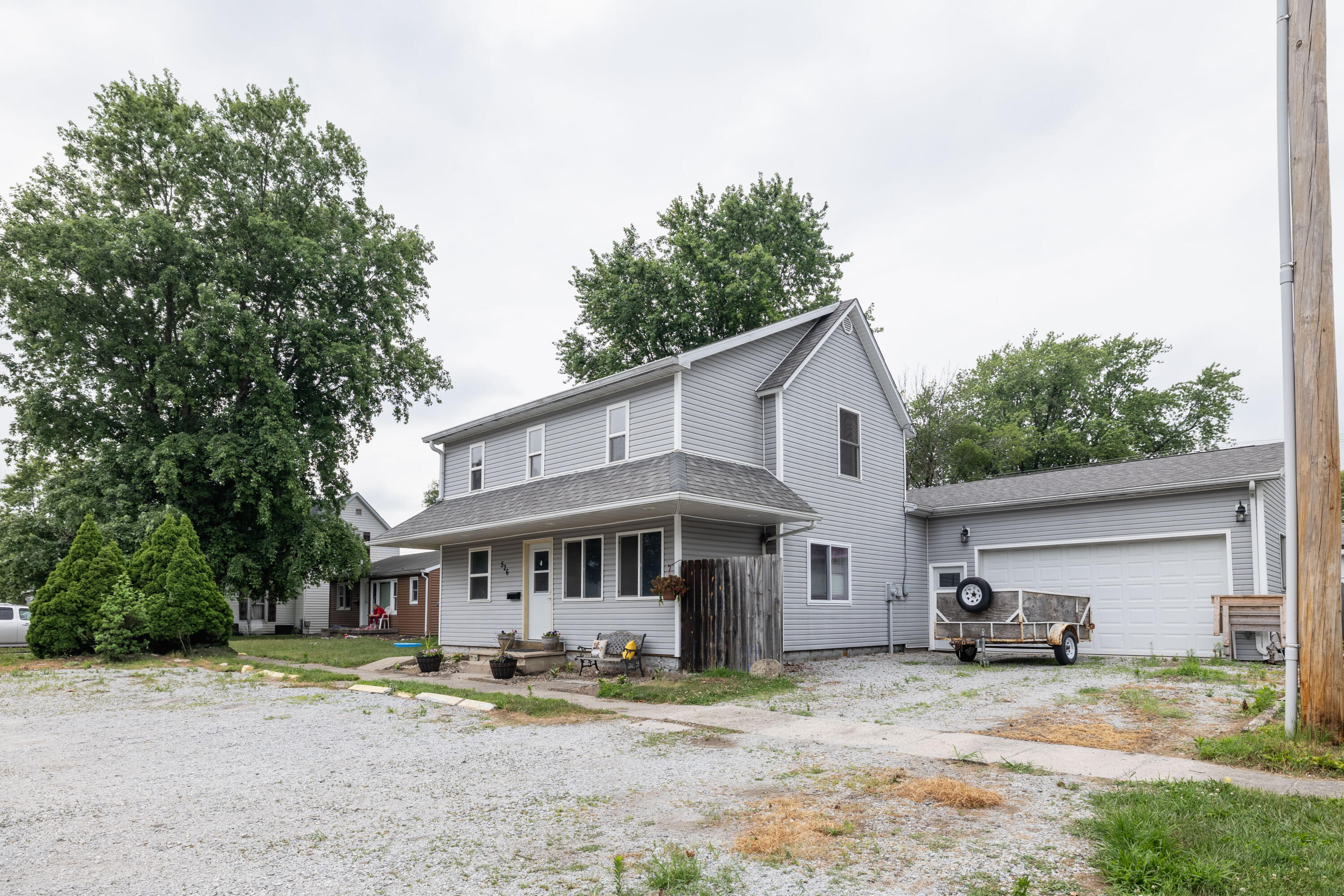 526 E Elm Street