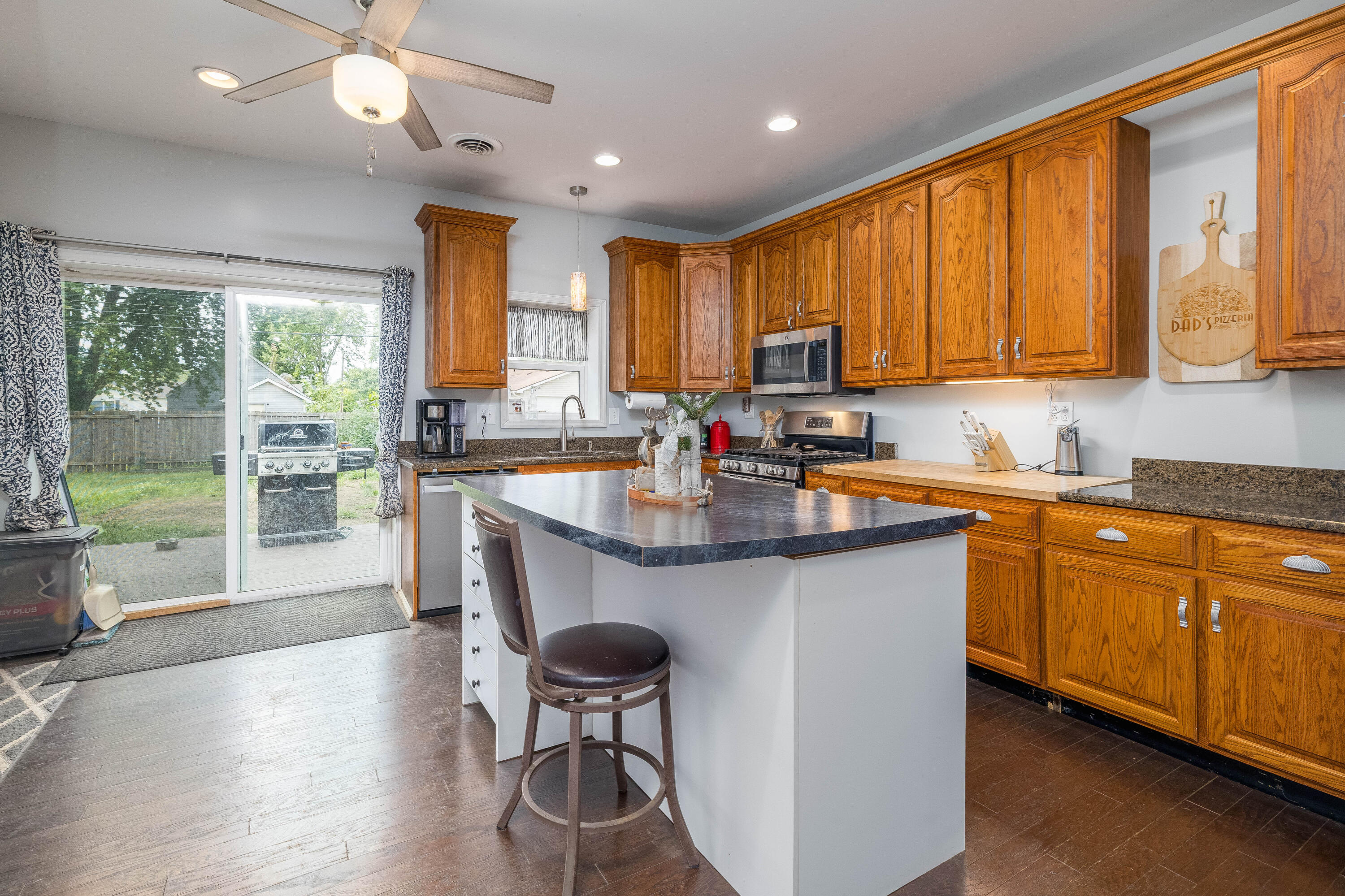 526 E Elm Street