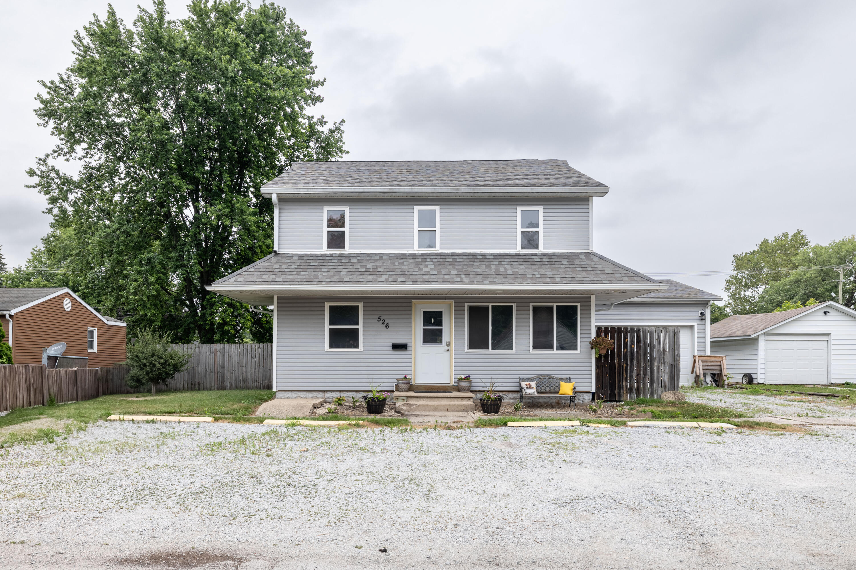 526 E Elm Street