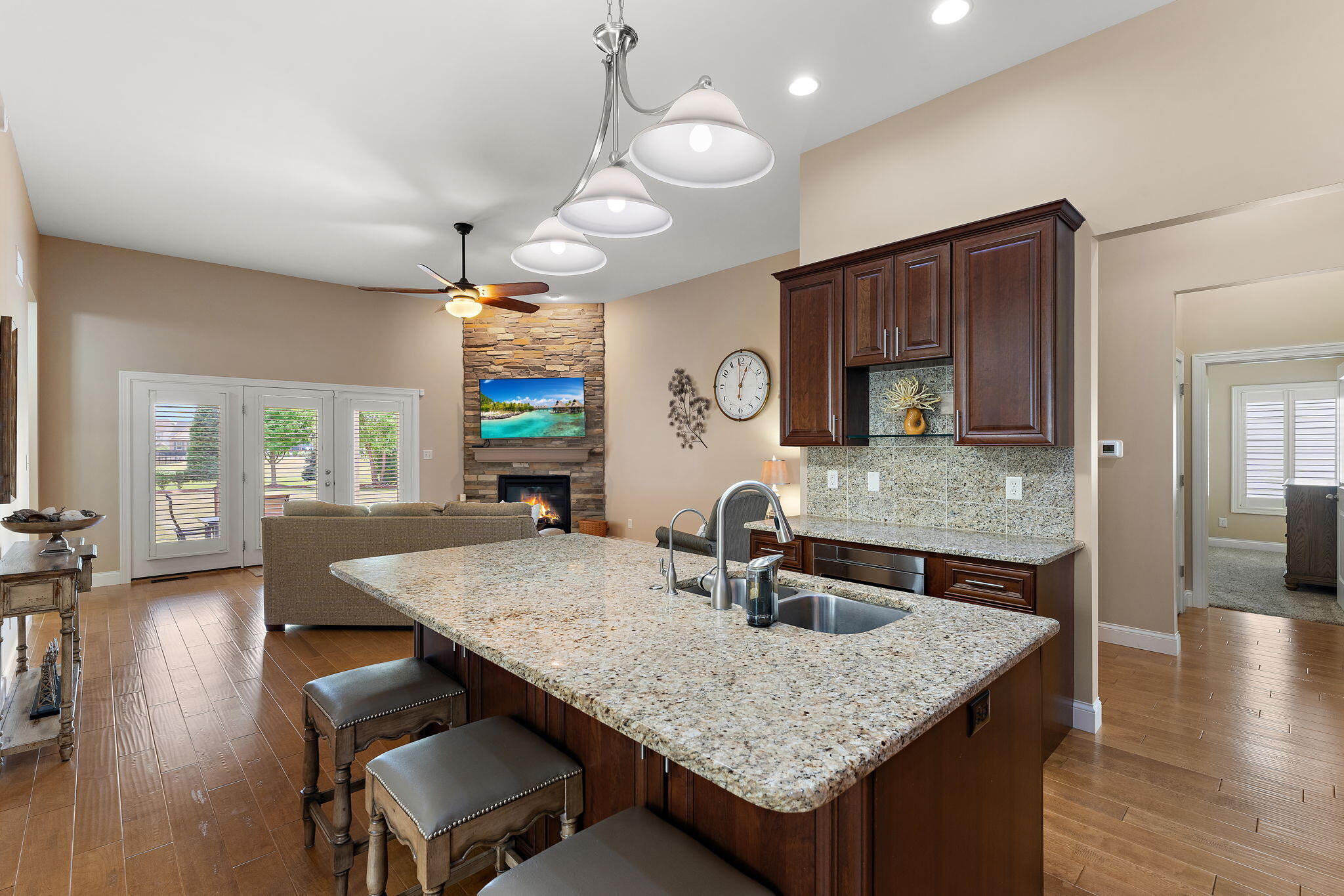 8437 Willow Haven Drive