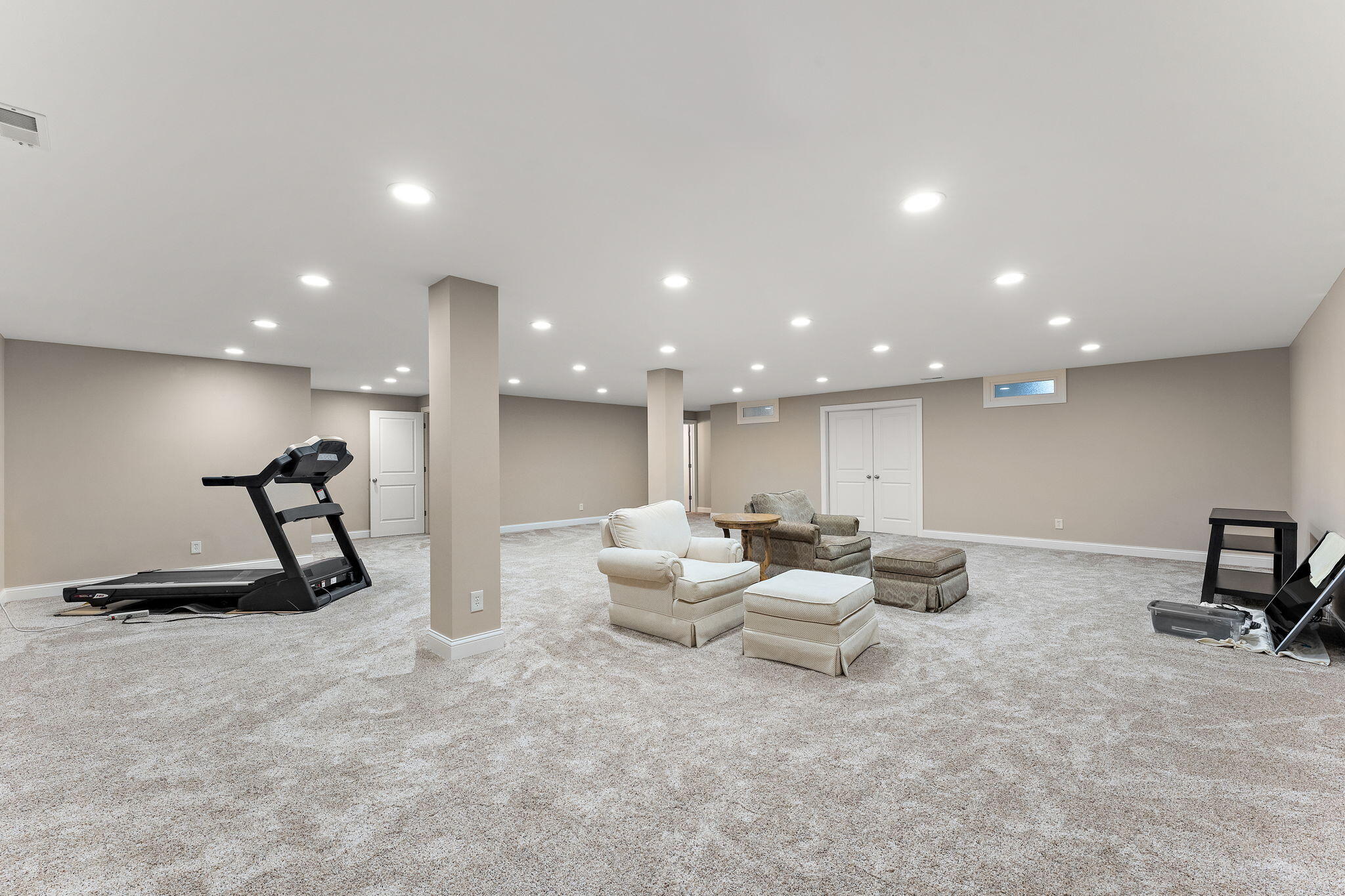 8437 Willow Haven Drive