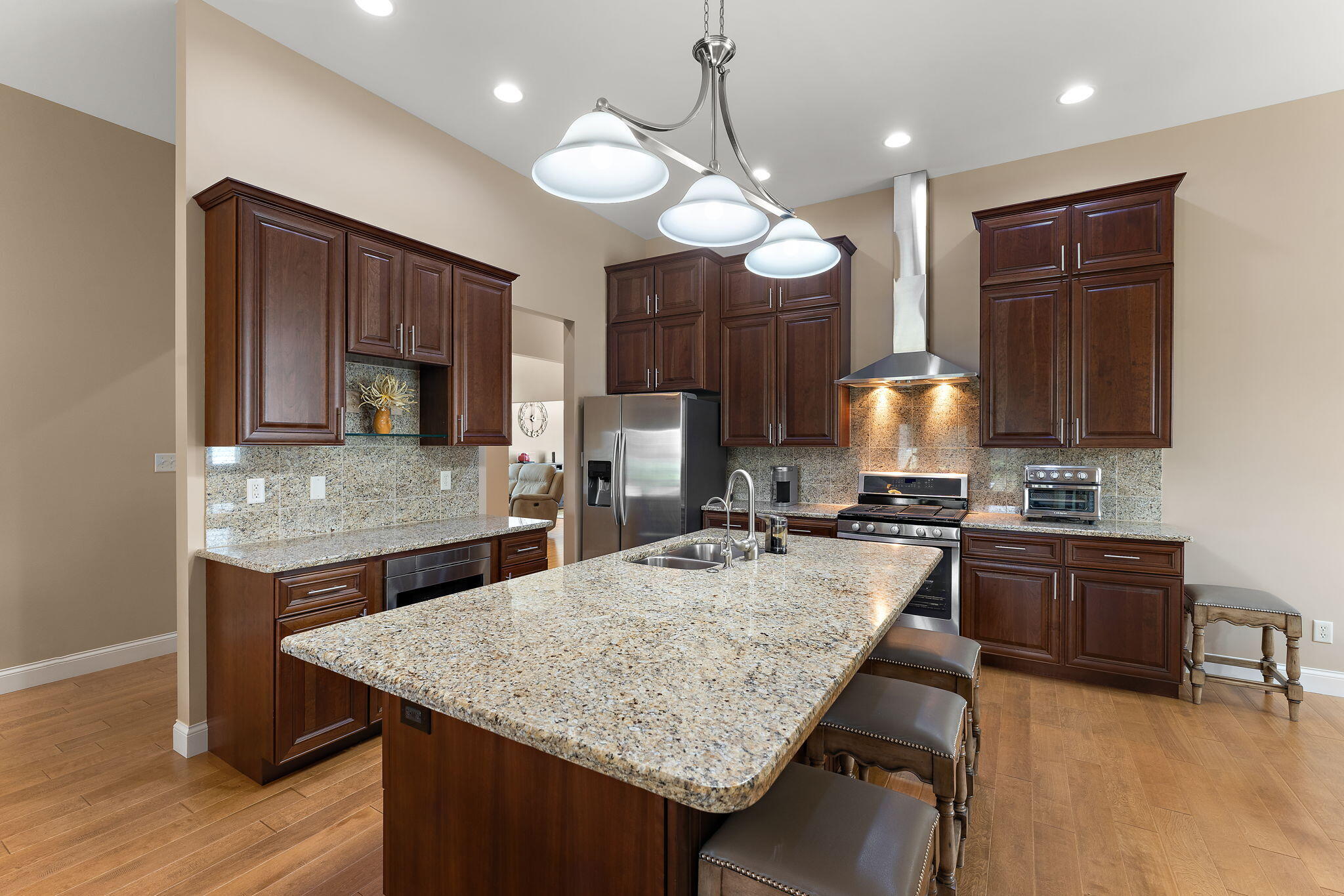 8437 Willow Haven Drive