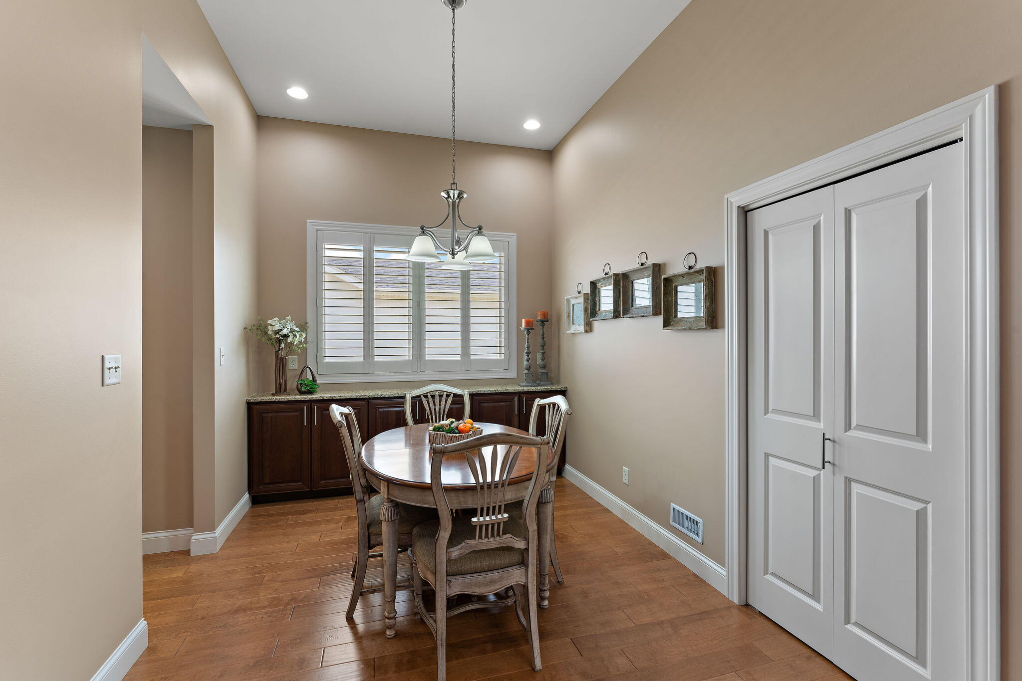 8437 Willow Haven Drive