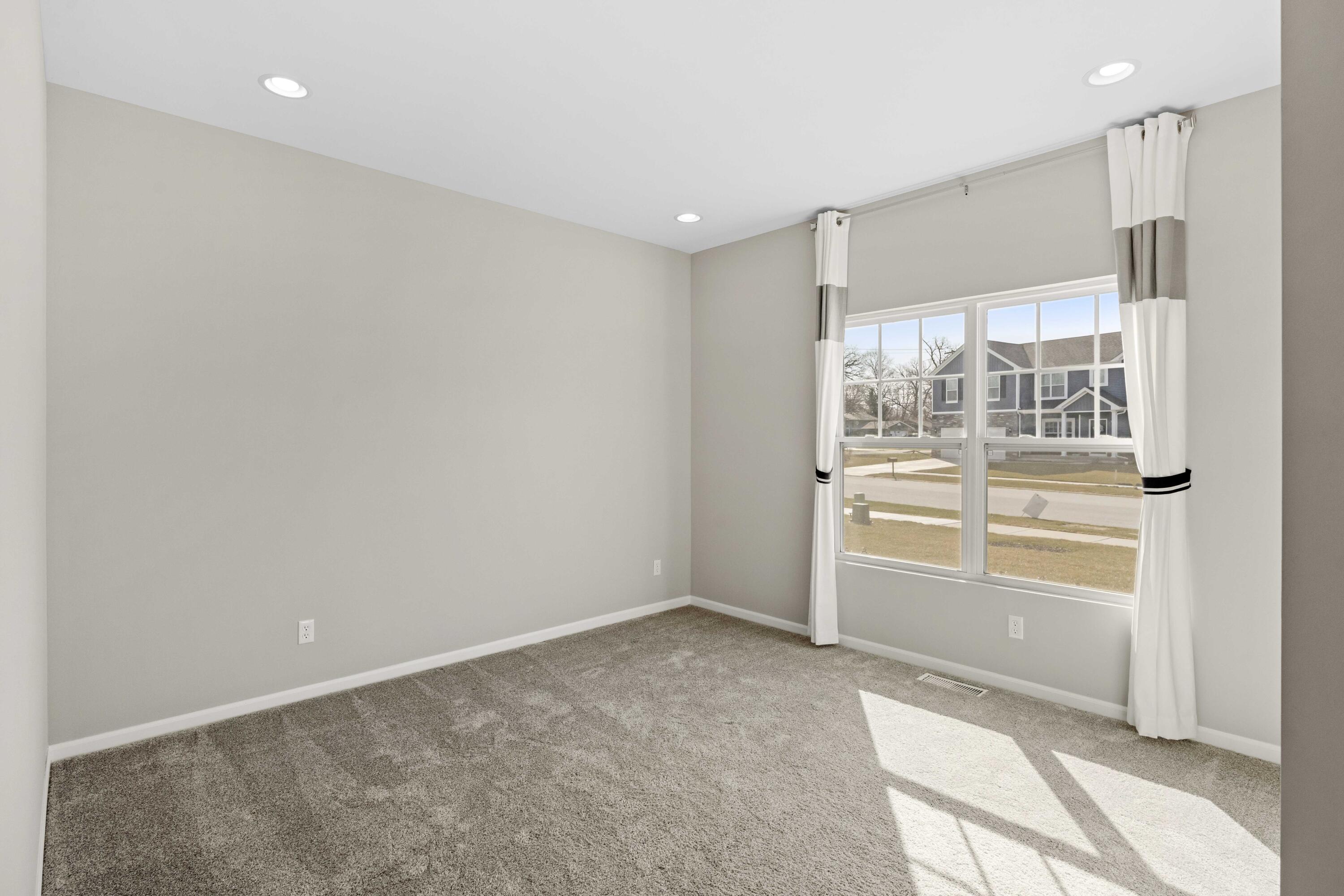 5652 Burr Rdg Circle