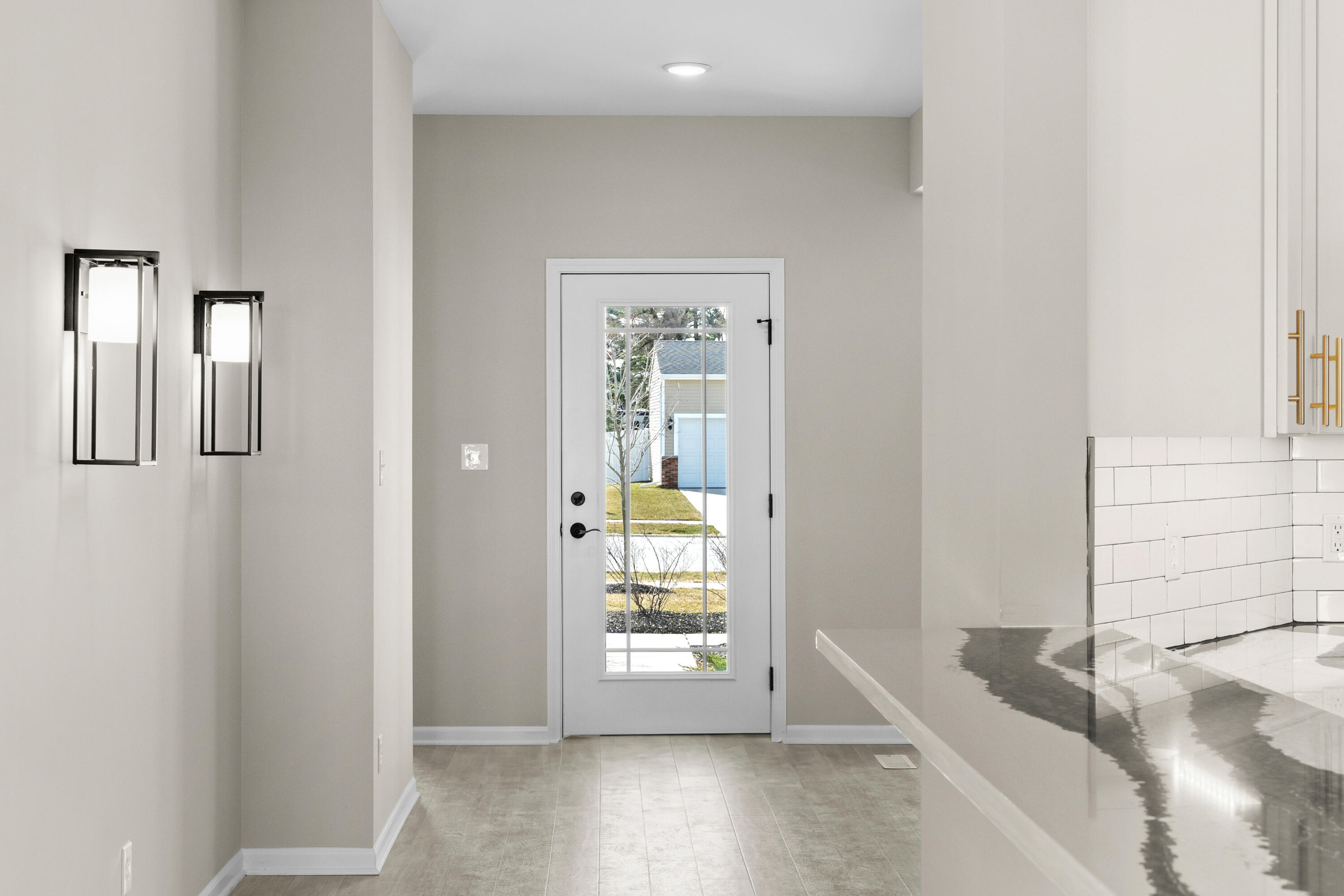 5652 Burr Rdg Circle