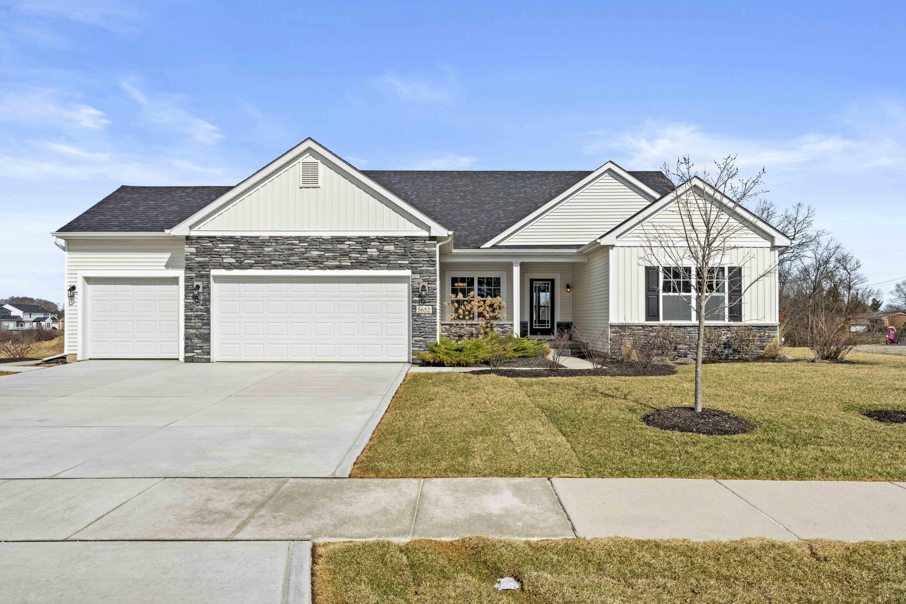 5652 Burr Rdg Circle