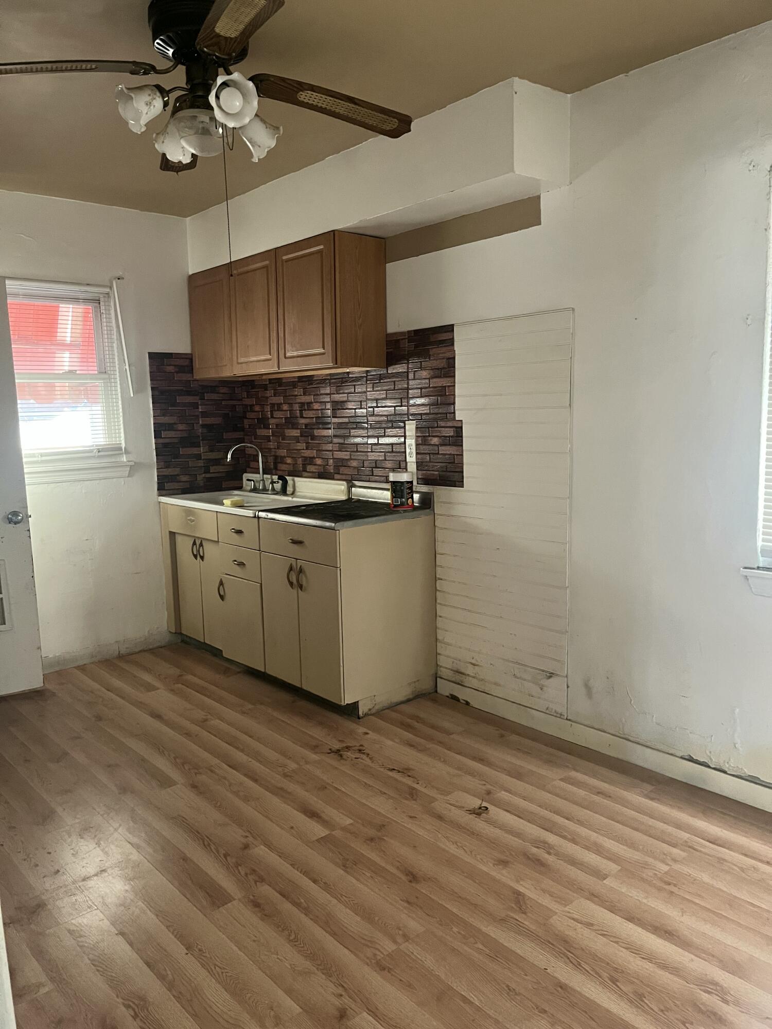 336 W Wilson Street
