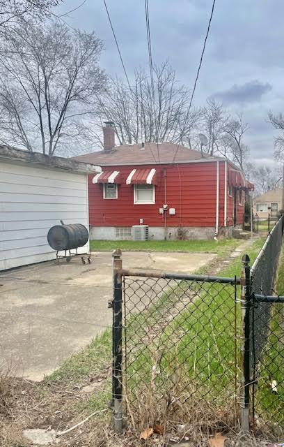 336 W Wilson Street