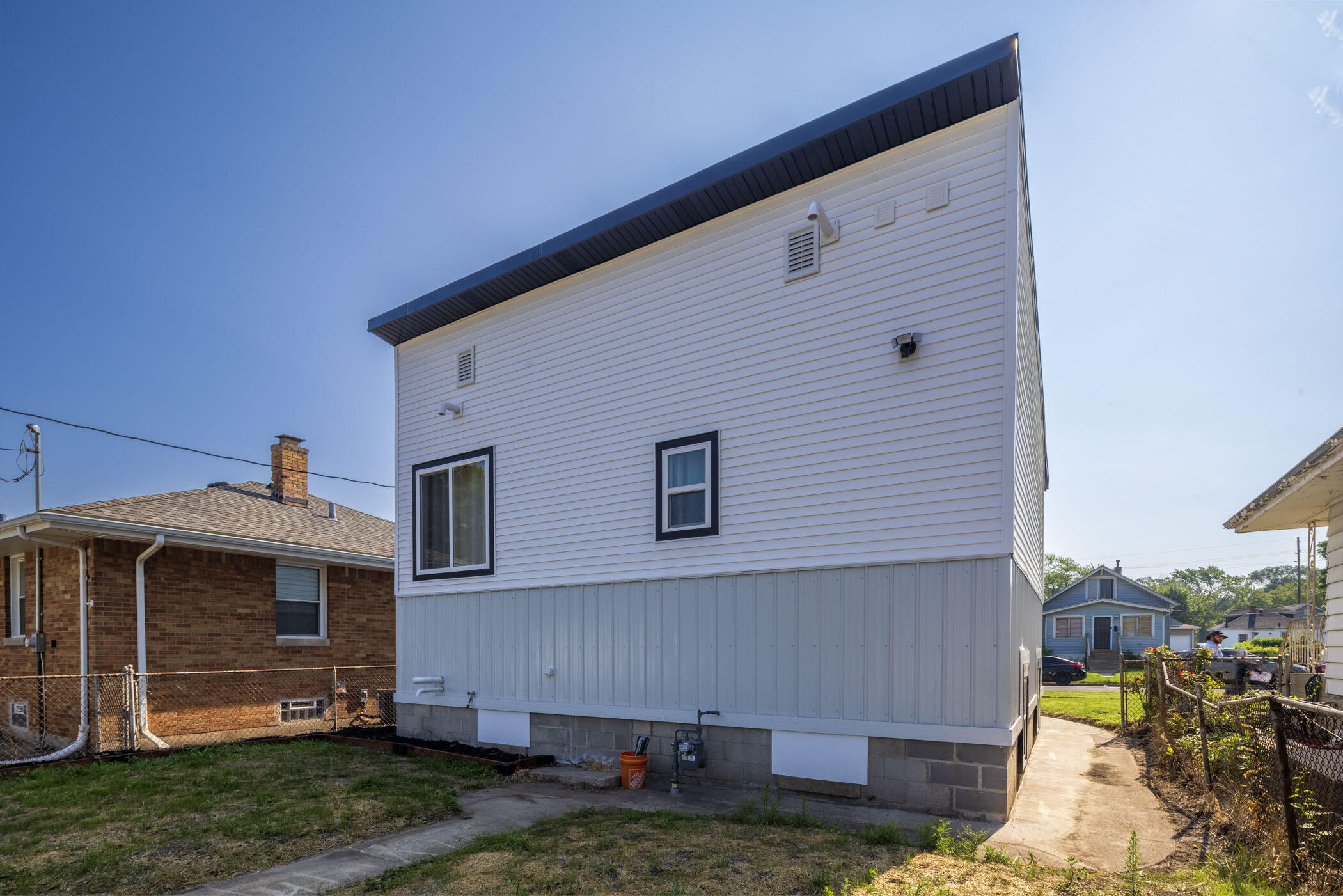 3636 Carolina Street