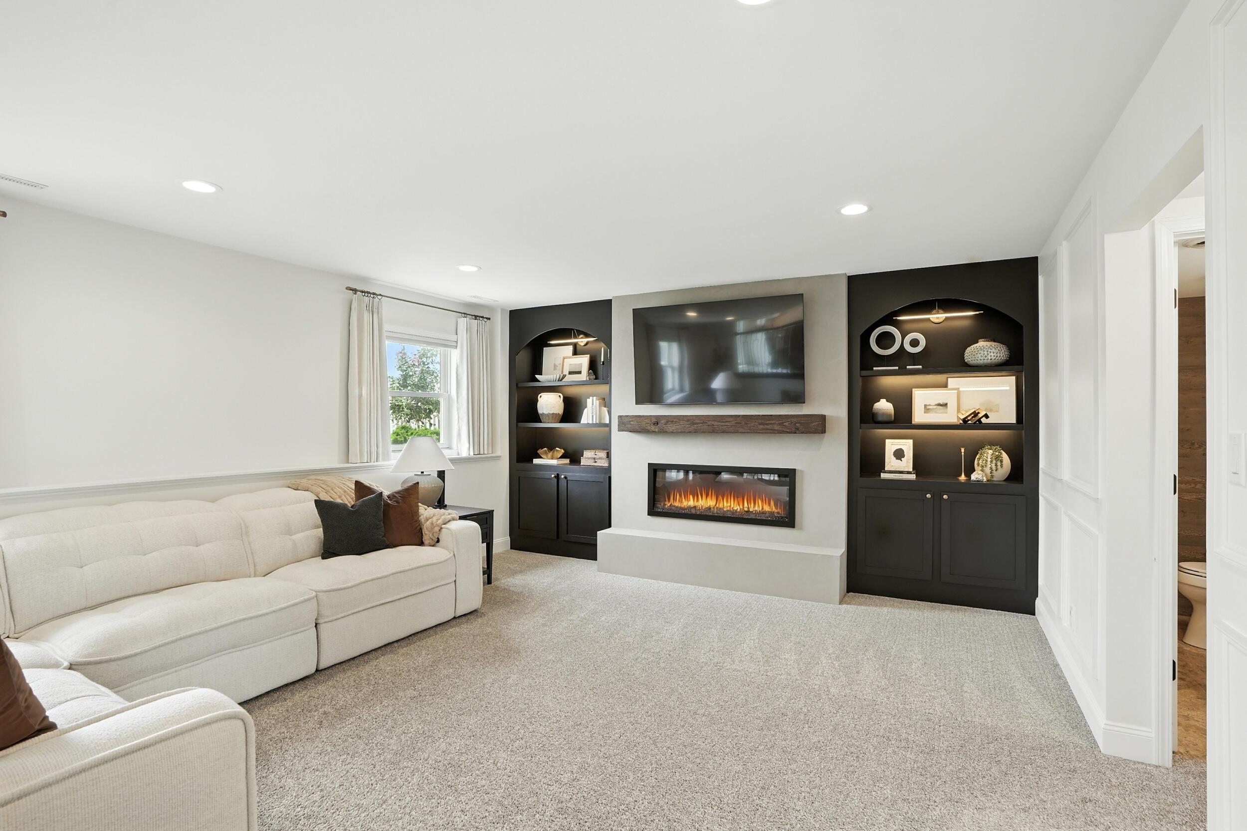 9711 W 148th Place