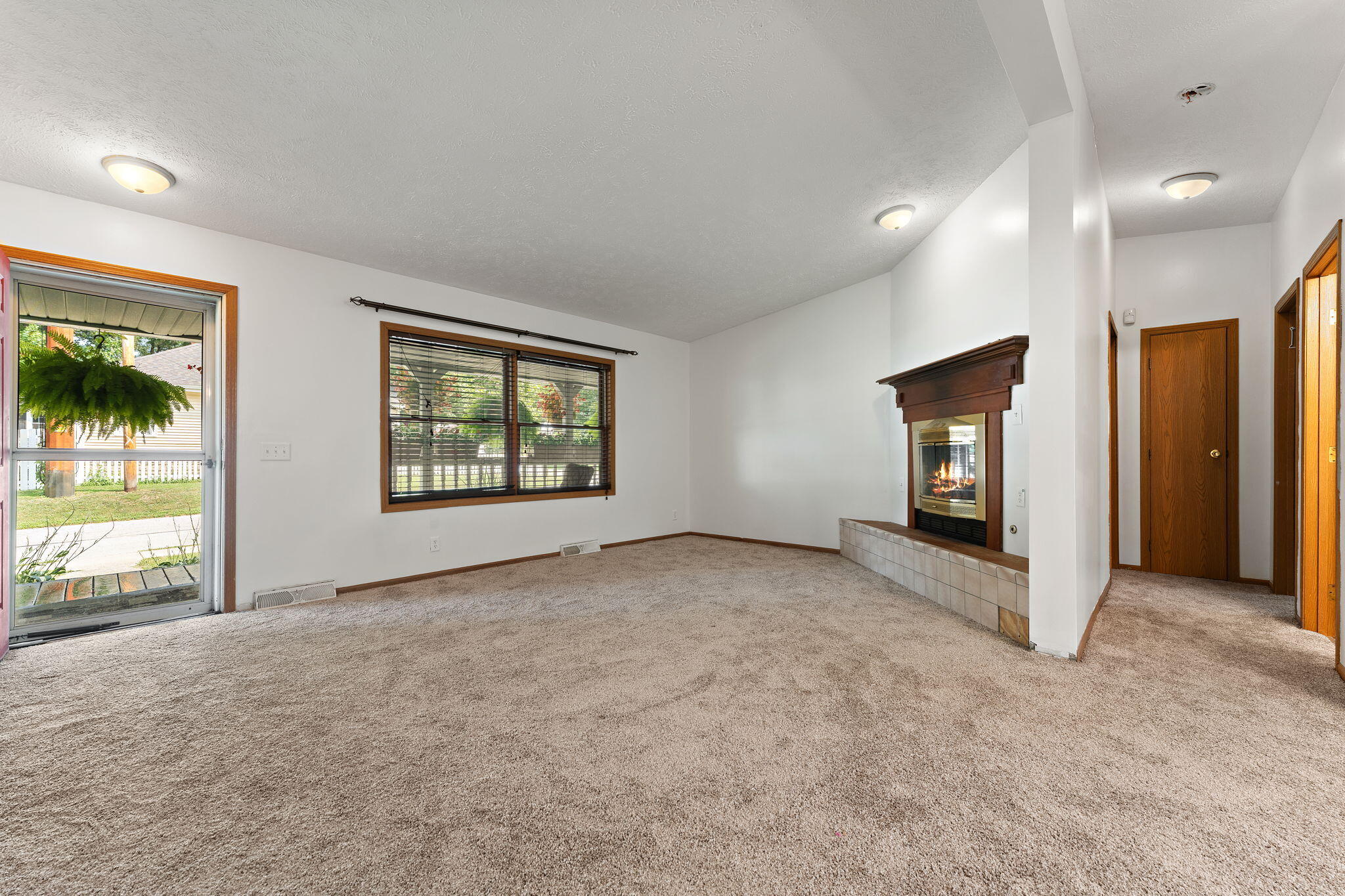 751 Bond Avenue