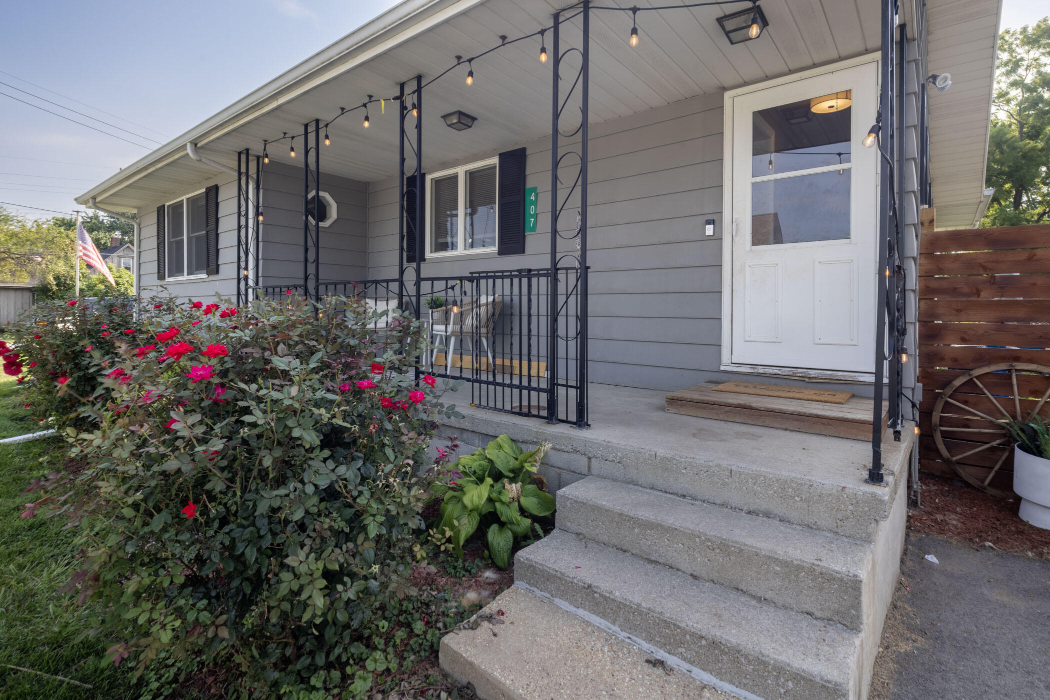 407 Roseberry Street