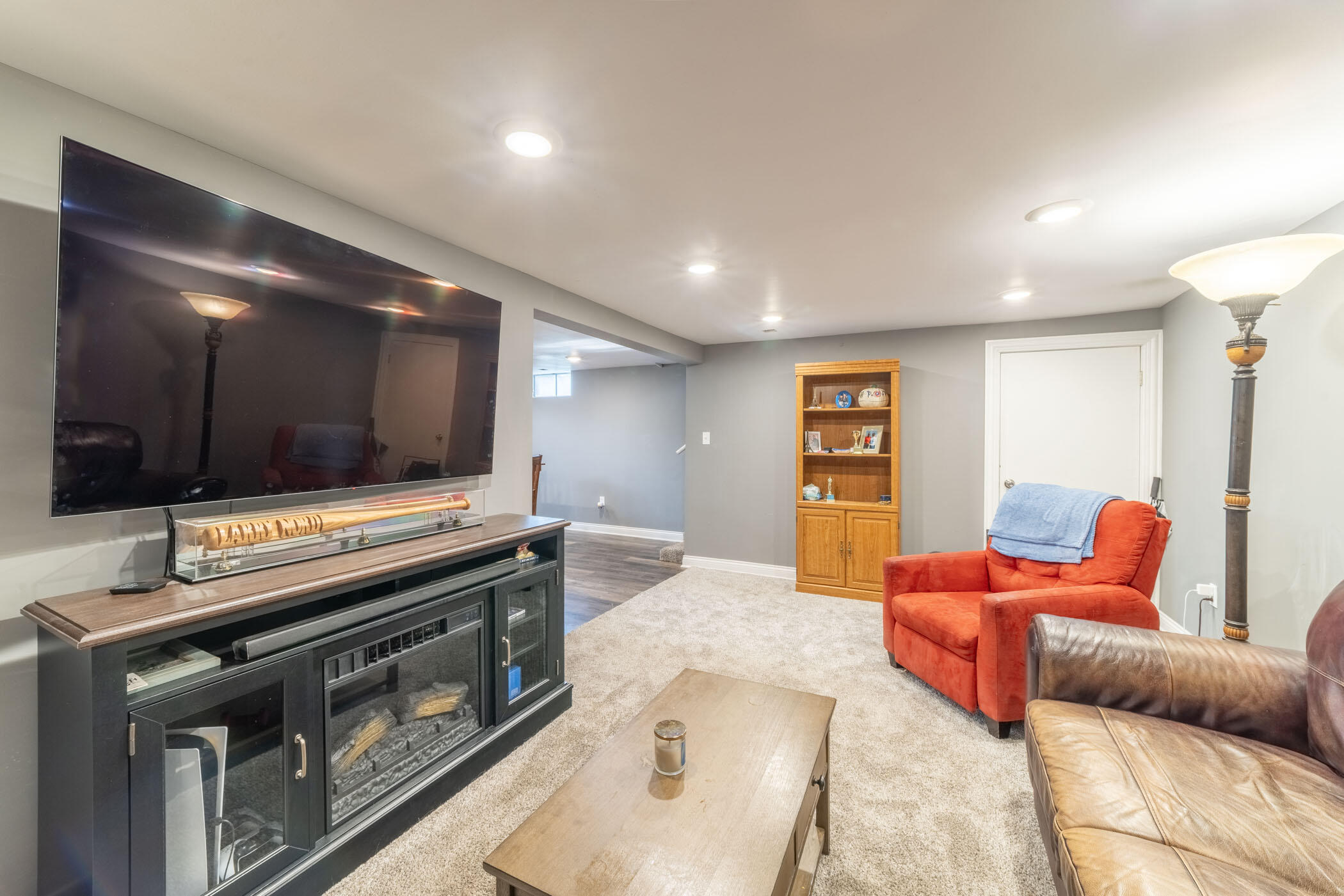 407 Roseberry Street