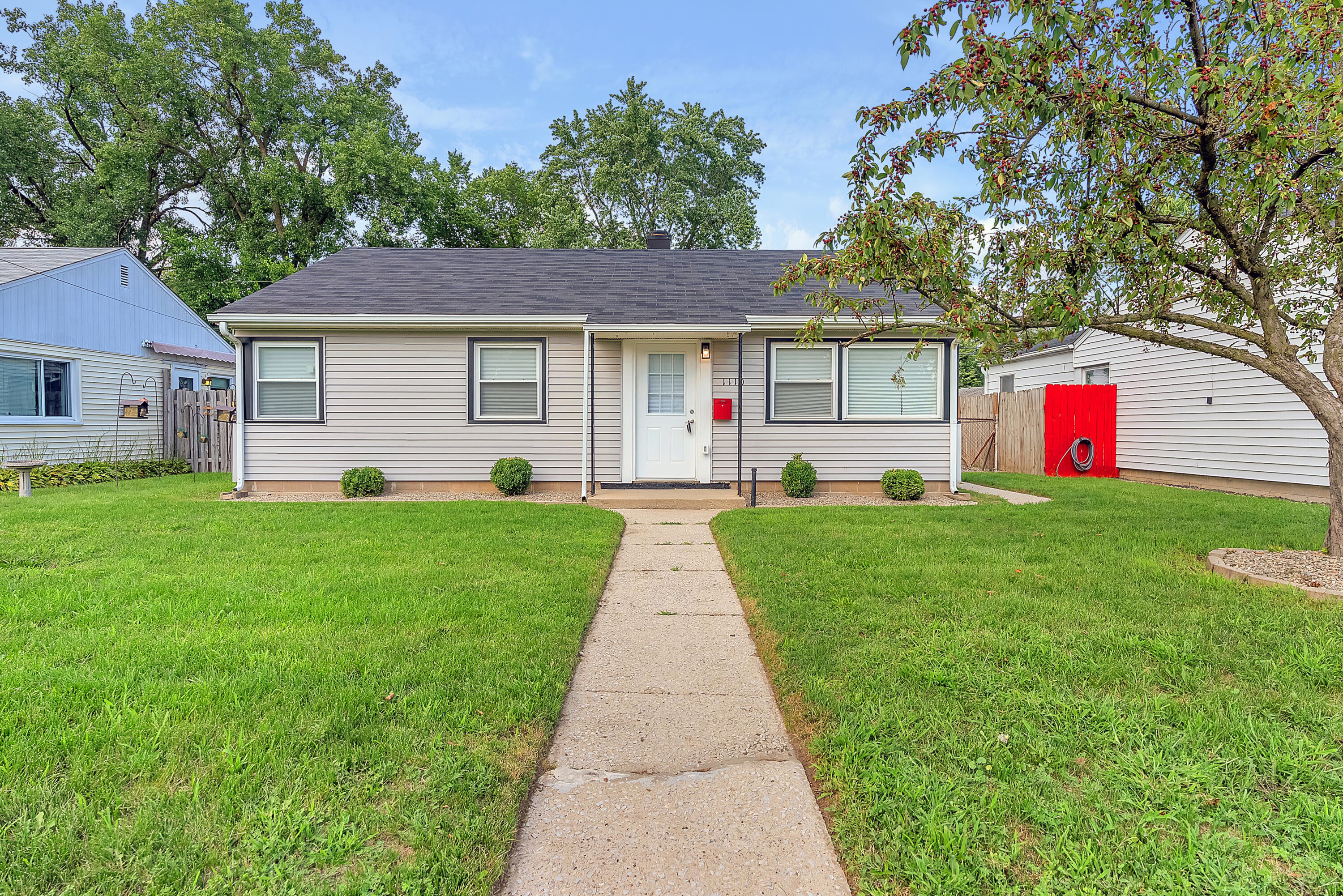 1110 W Old Ridge Road