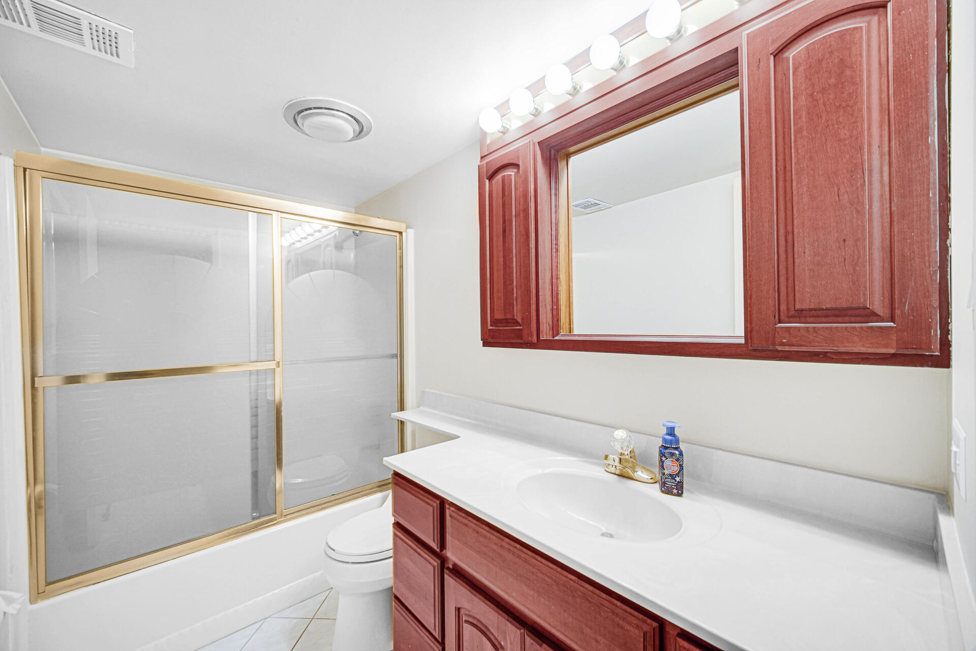 420 Old Stone Road Unit: H-4