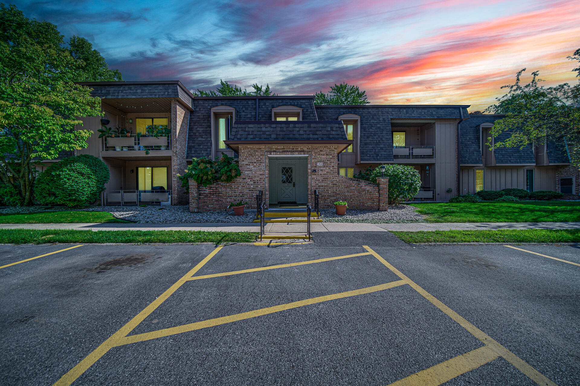 420 Old Stone Road Unit: H-4