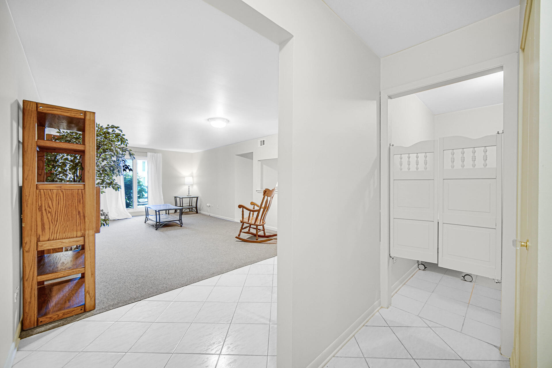 420 Old Stone Road Unit: H-4