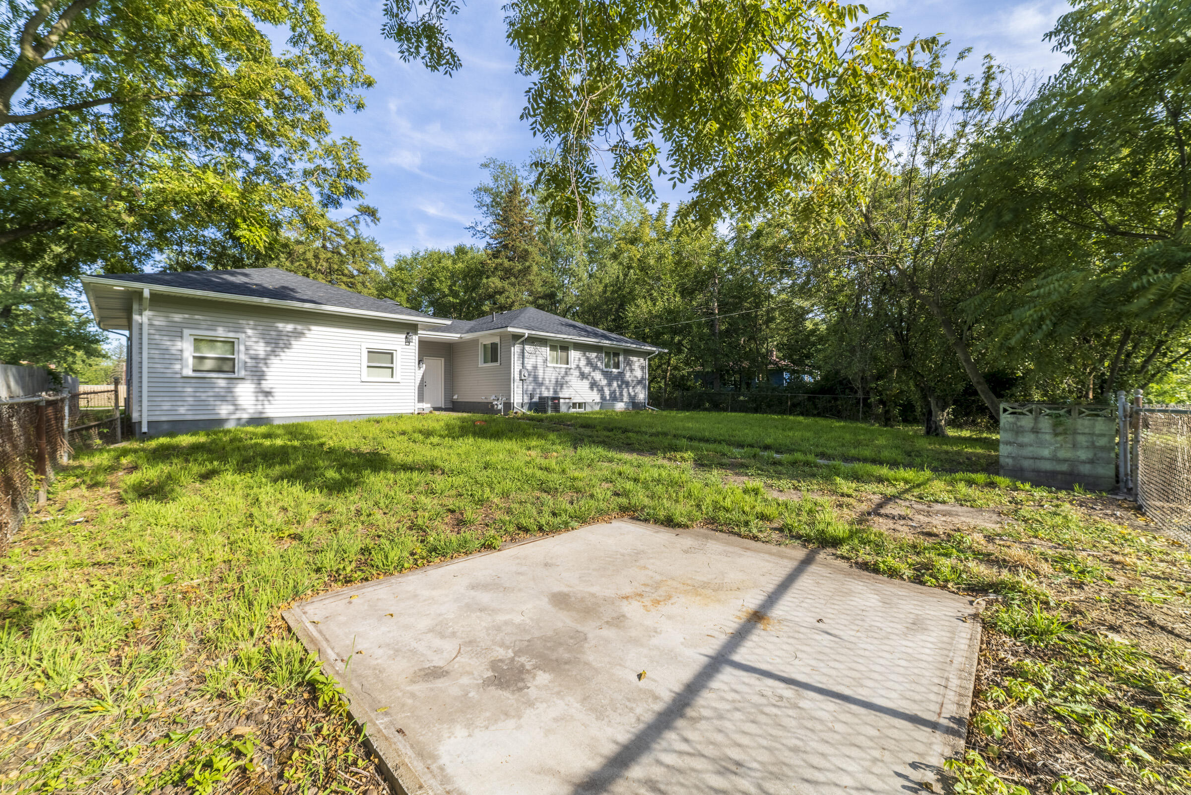 5136 Carolina Street