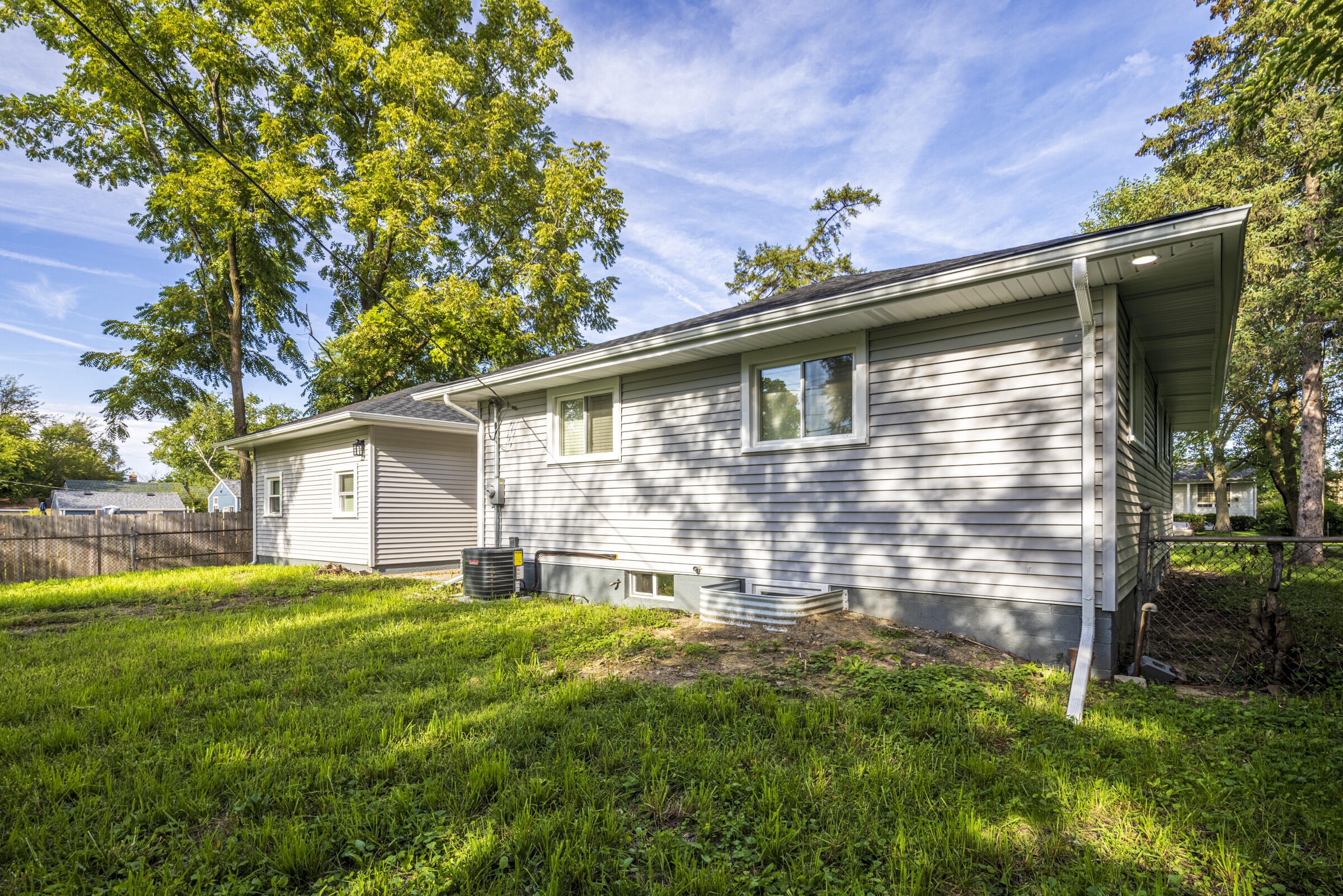 5136 Carolina Street