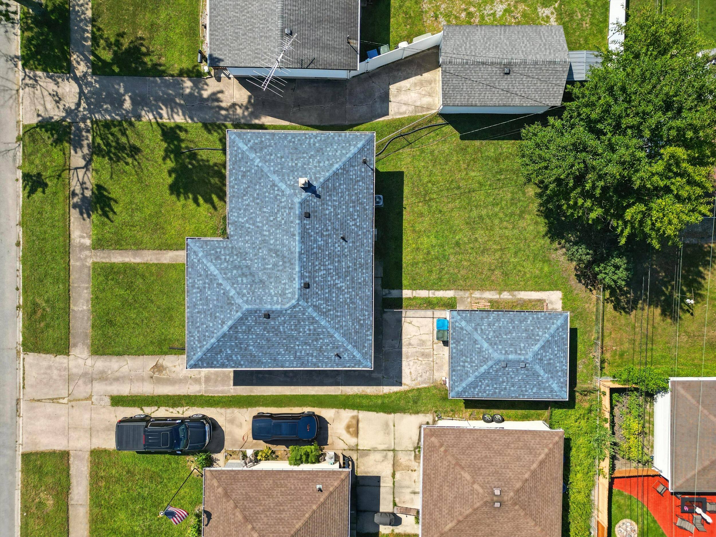 3129 Lois Place