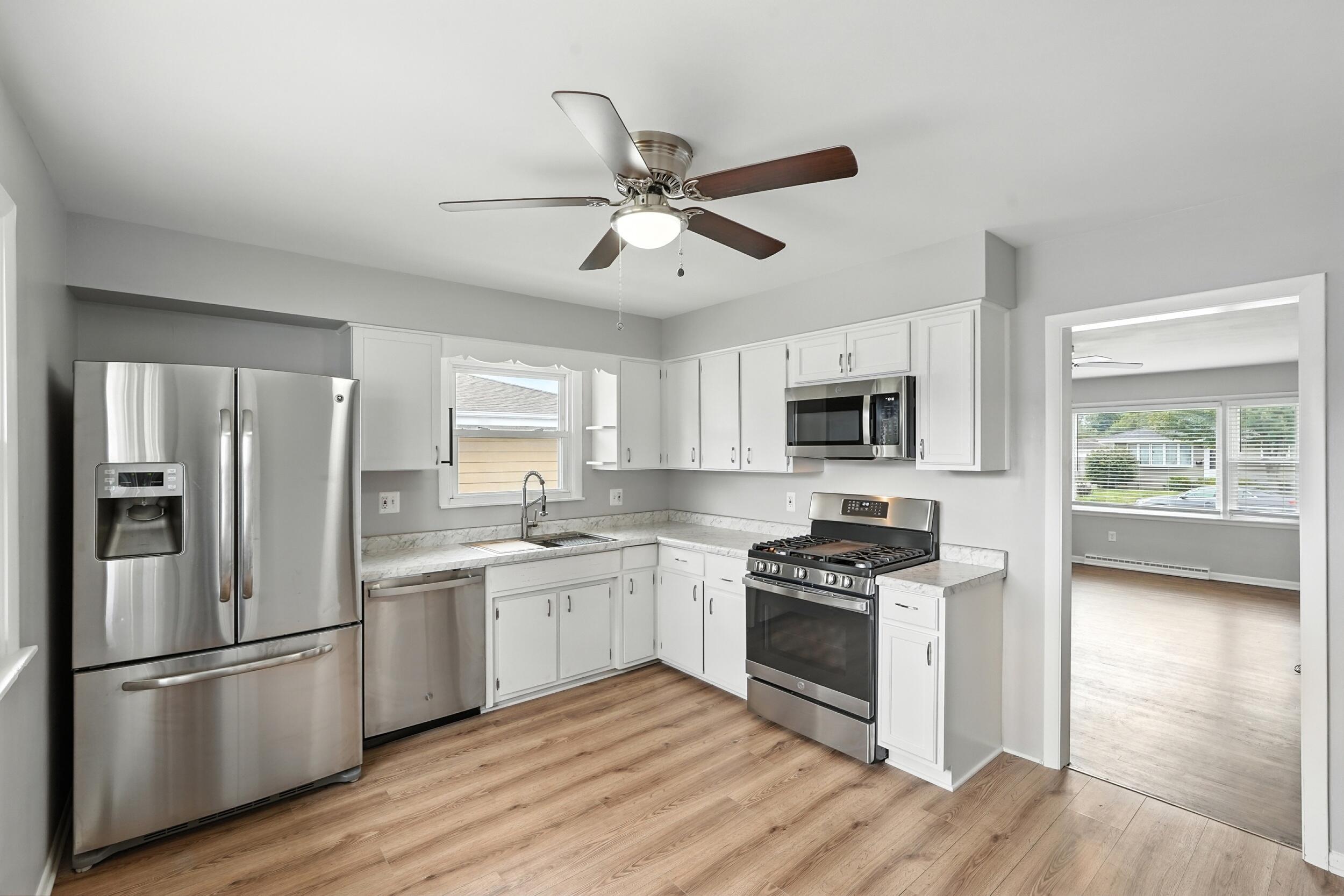 3129 Lois Place