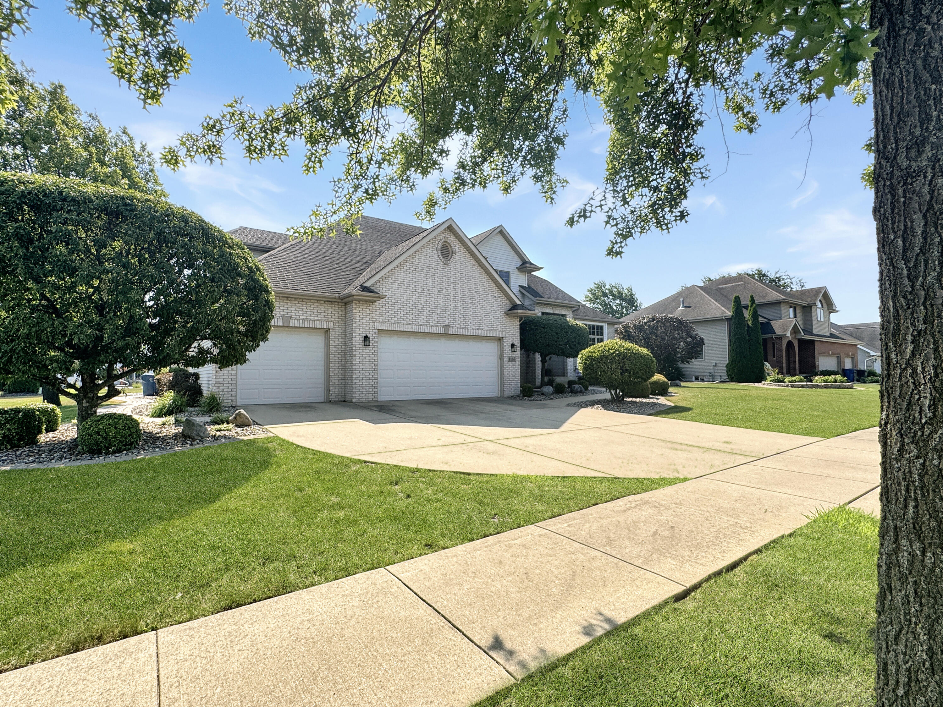 8185 Hawthorne Drive
