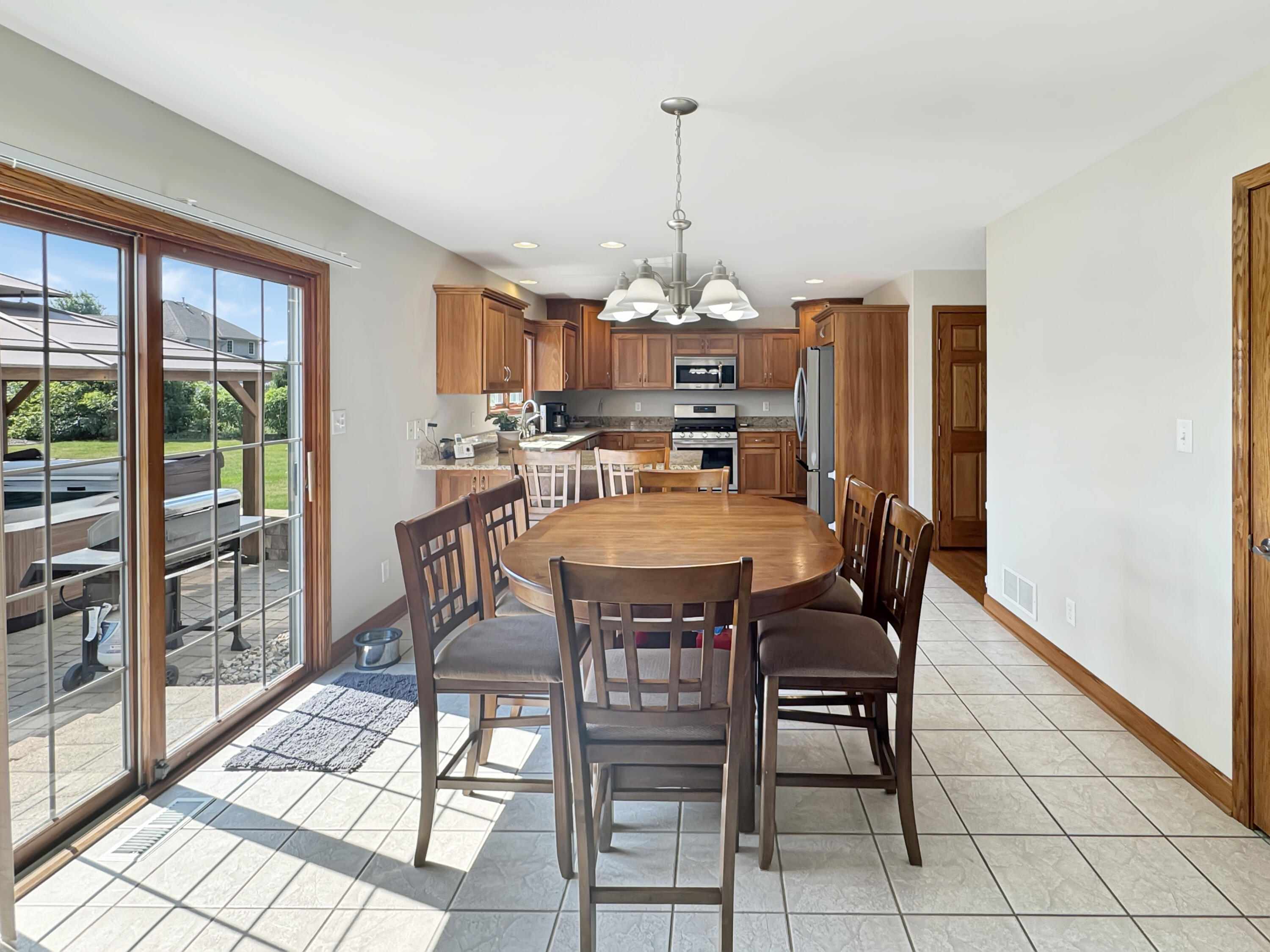 8185 Hawthorne Drive