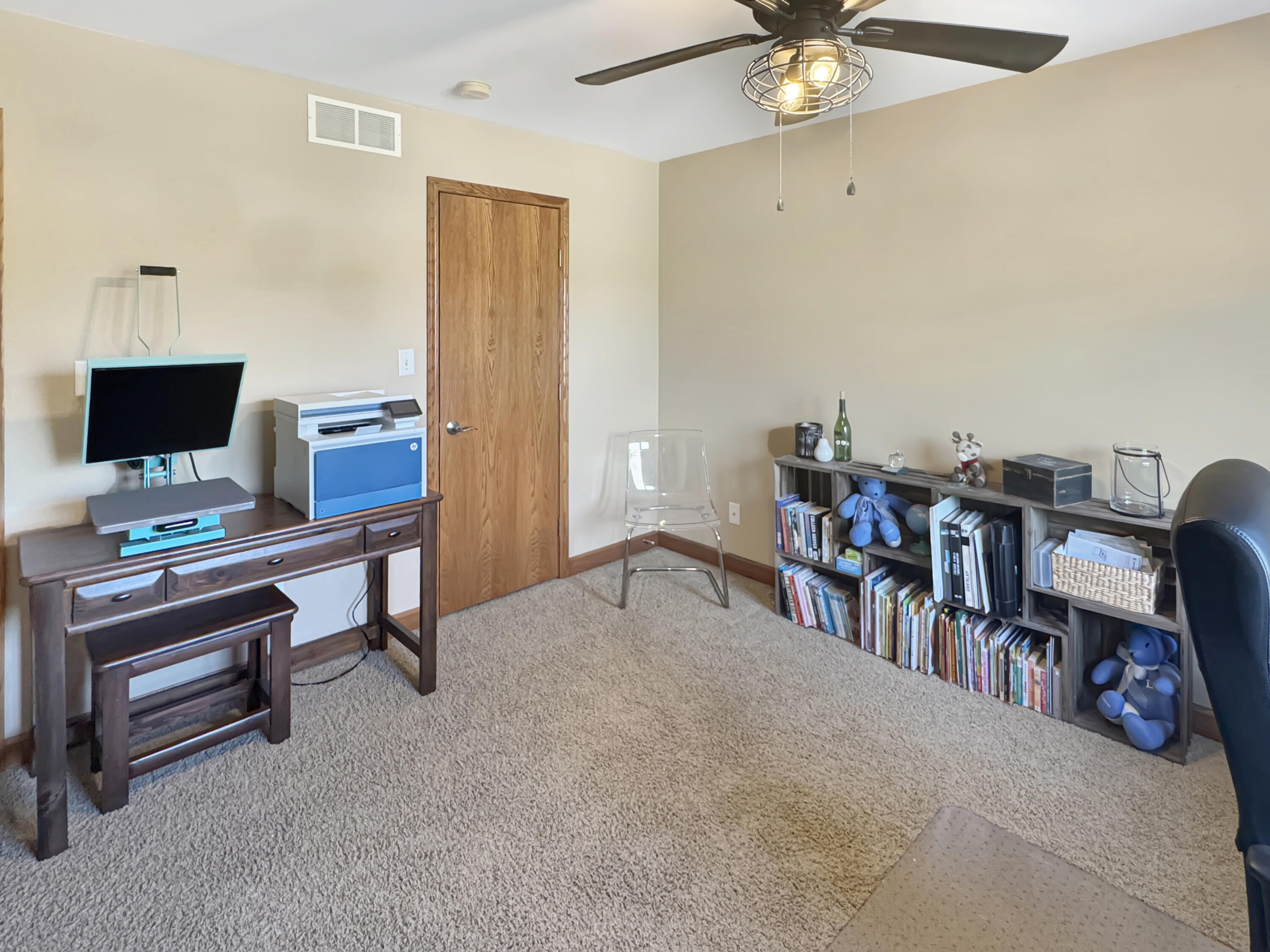 8185 Hawthorne Drive
