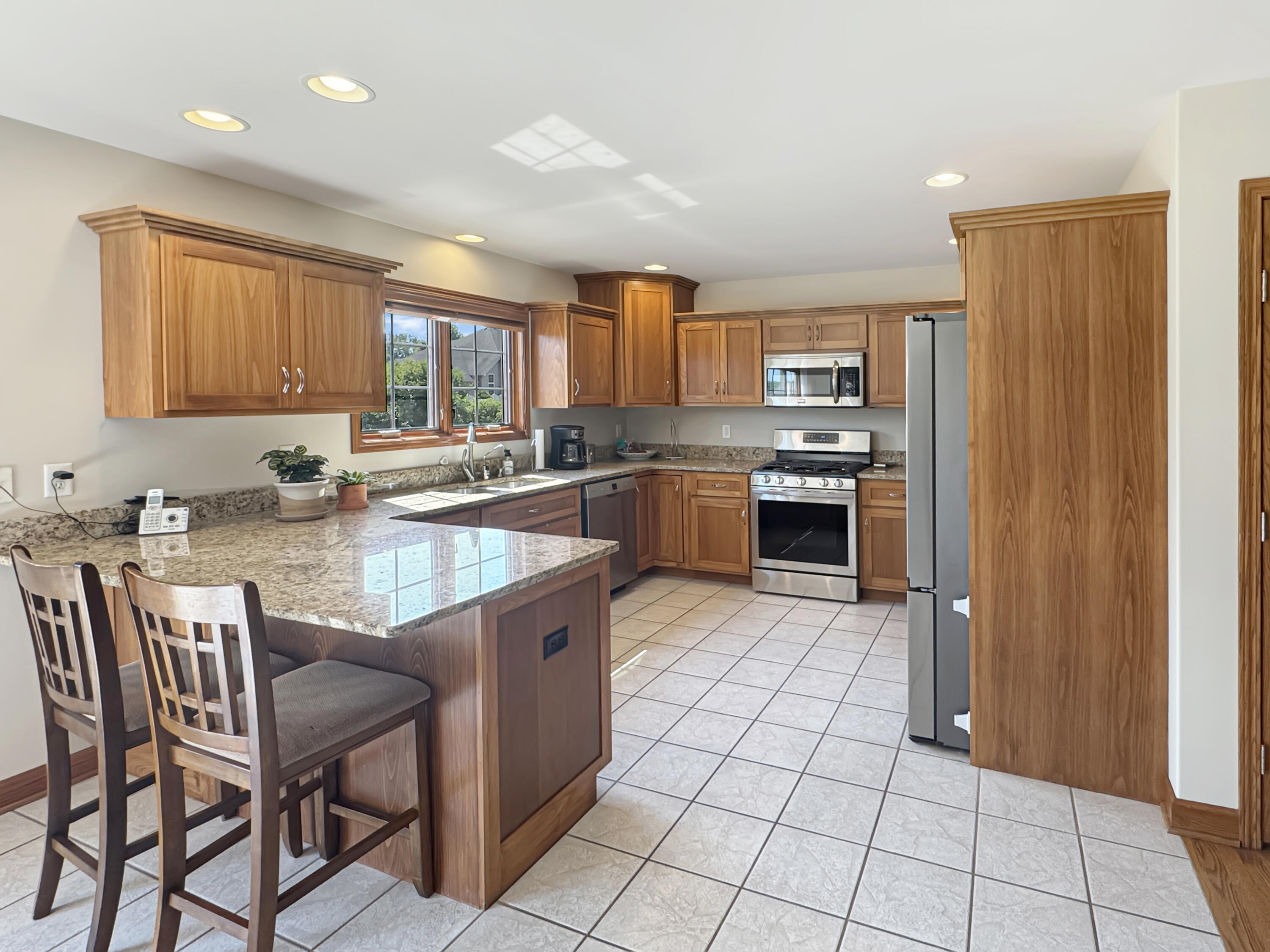 8185 Hawthorne Drive
