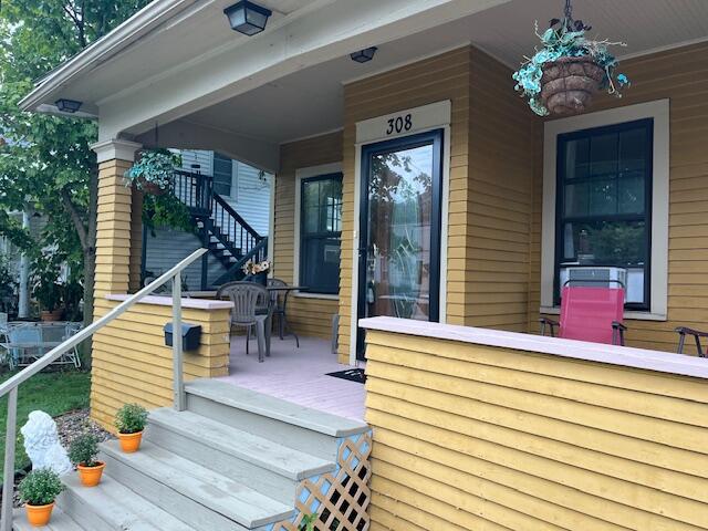 308 Warwick Street