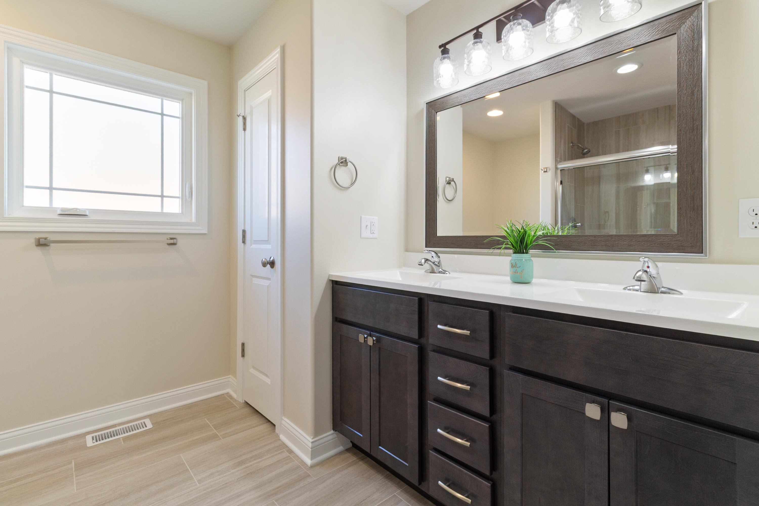 9336 W 106th Place