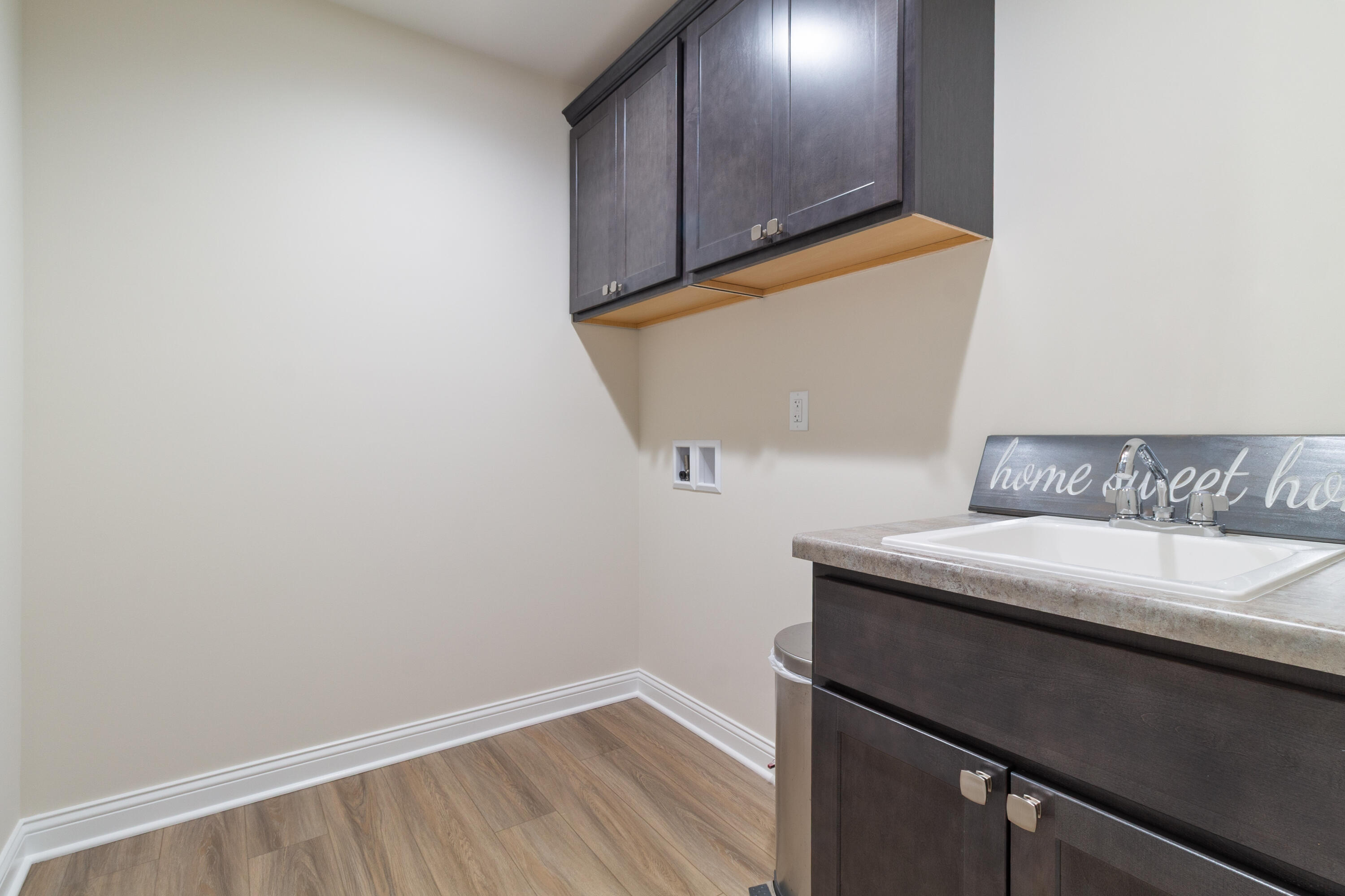 9336 W 106th Place