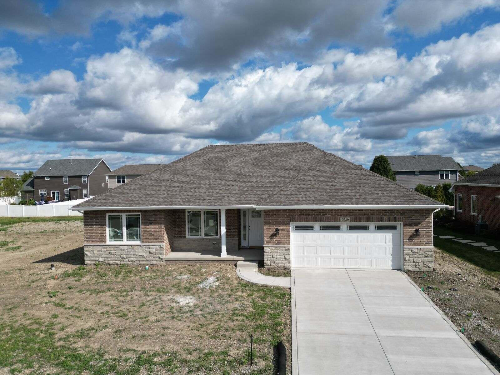 9336 W 106th Place