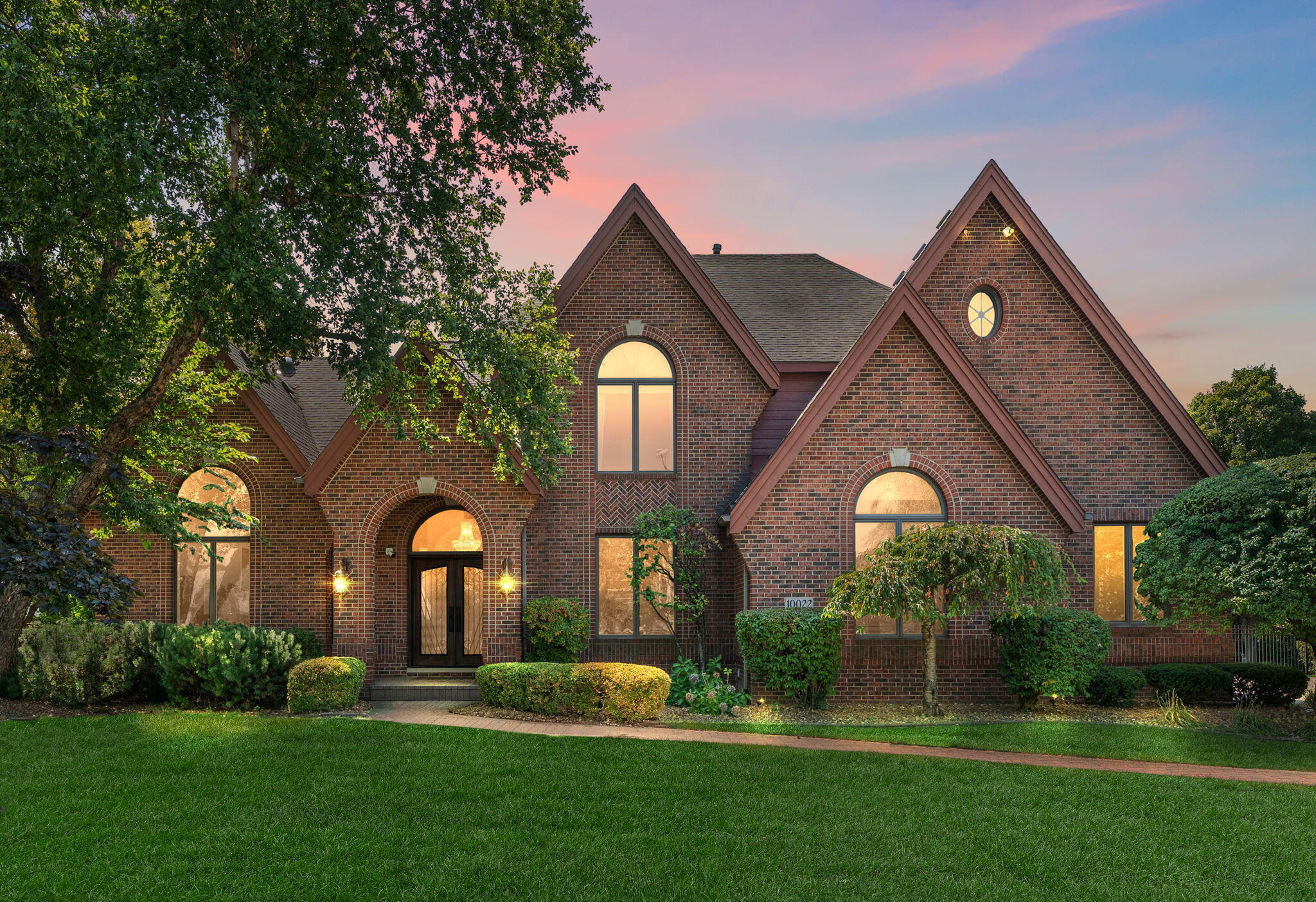 10022 Tanglewood Court