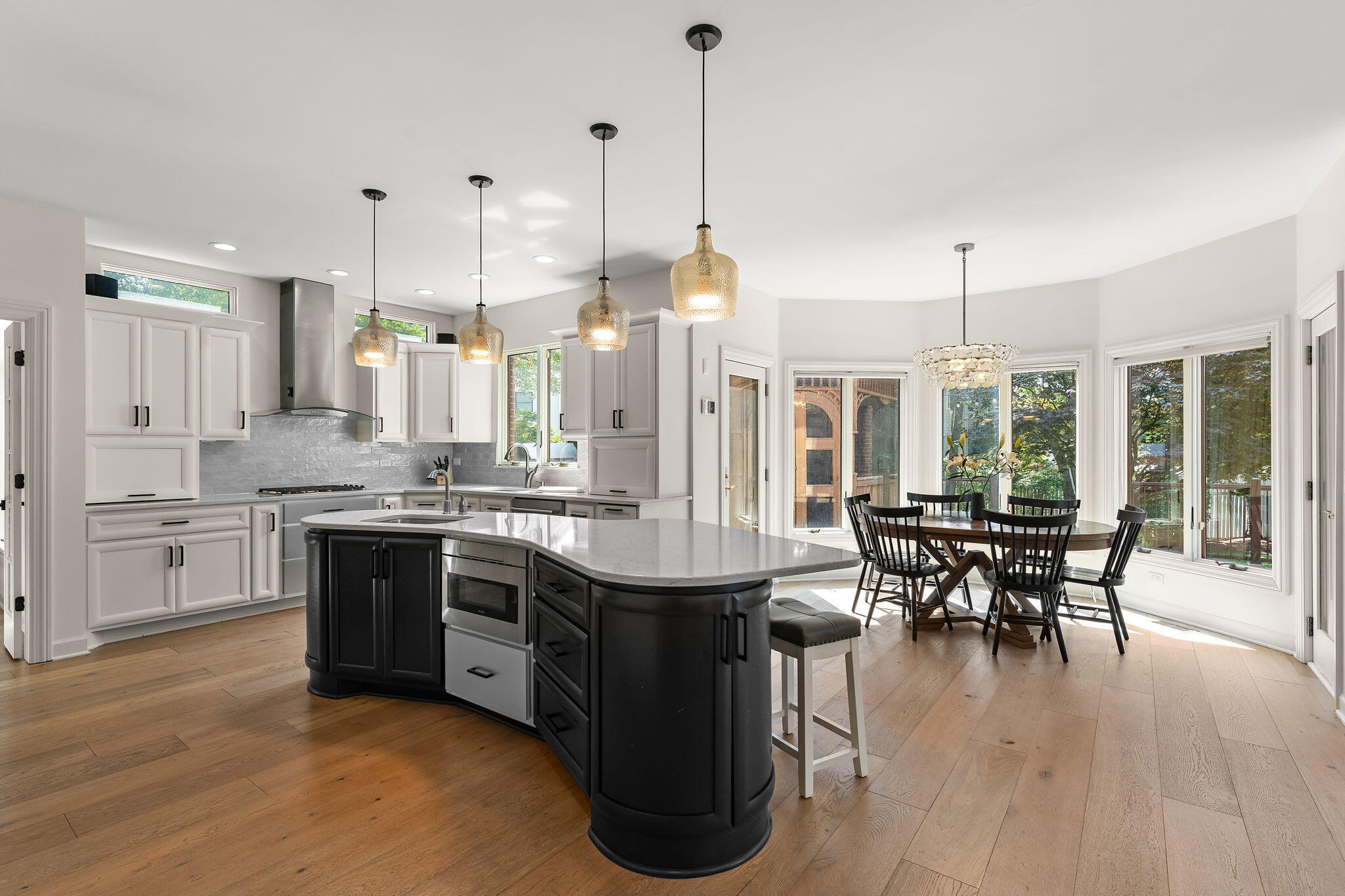 10022 Tanglewood Court