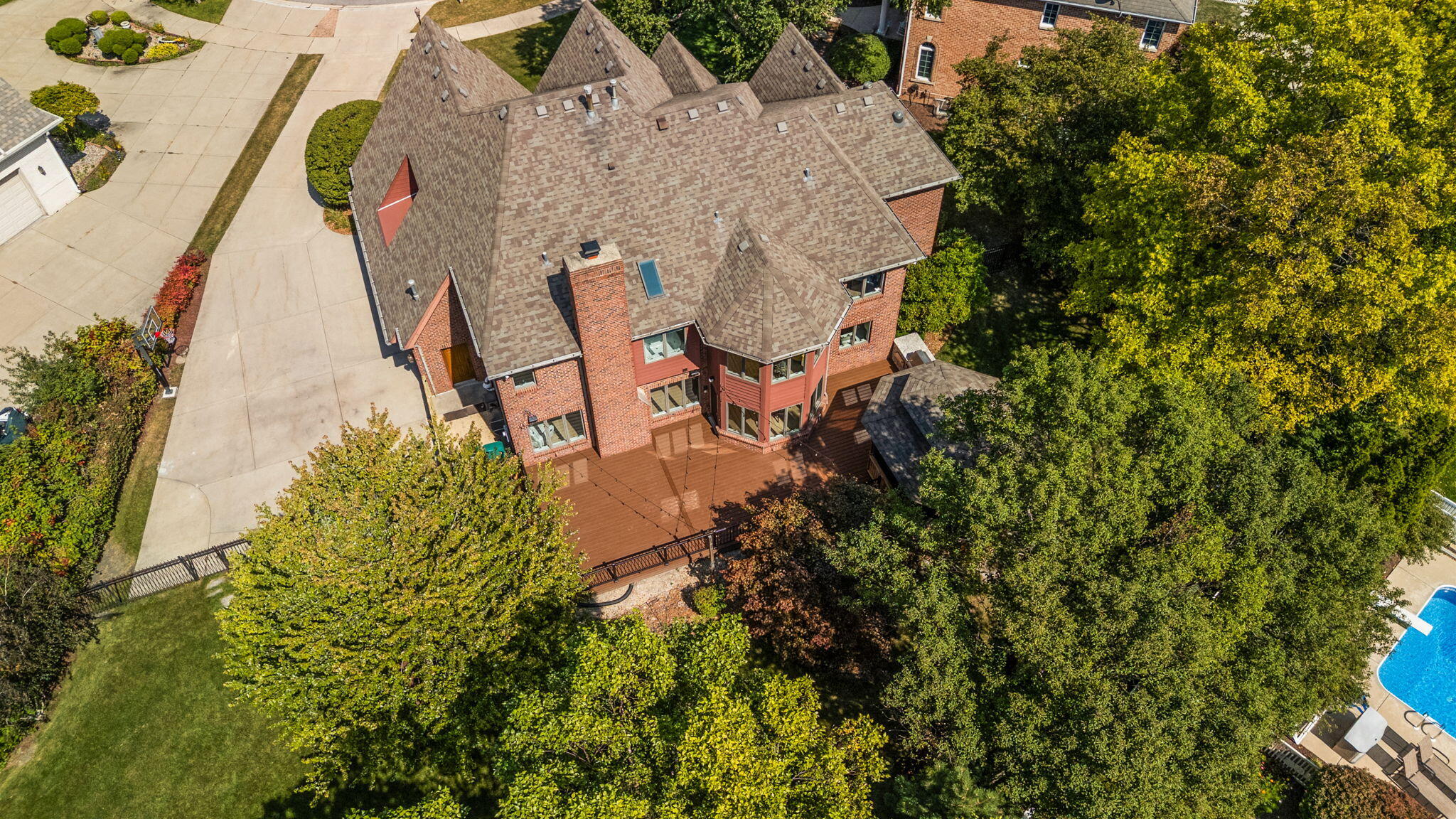 10022 Tanglewood Court