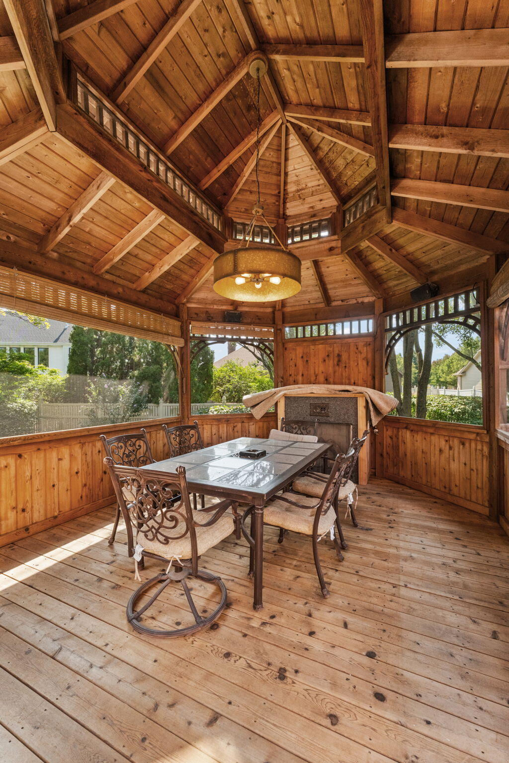 10022 Tanglewood Court