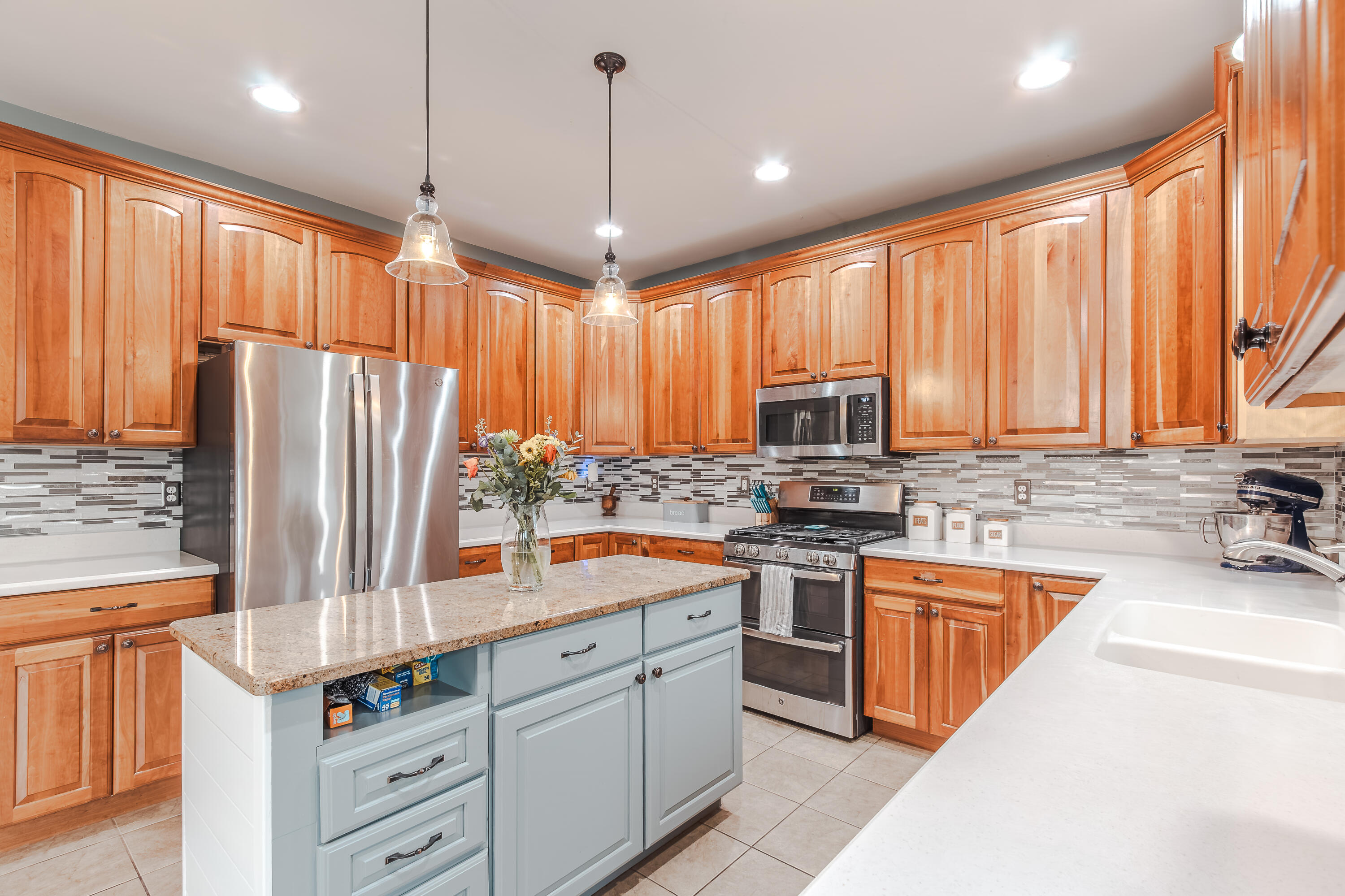 3400 Venice Drive