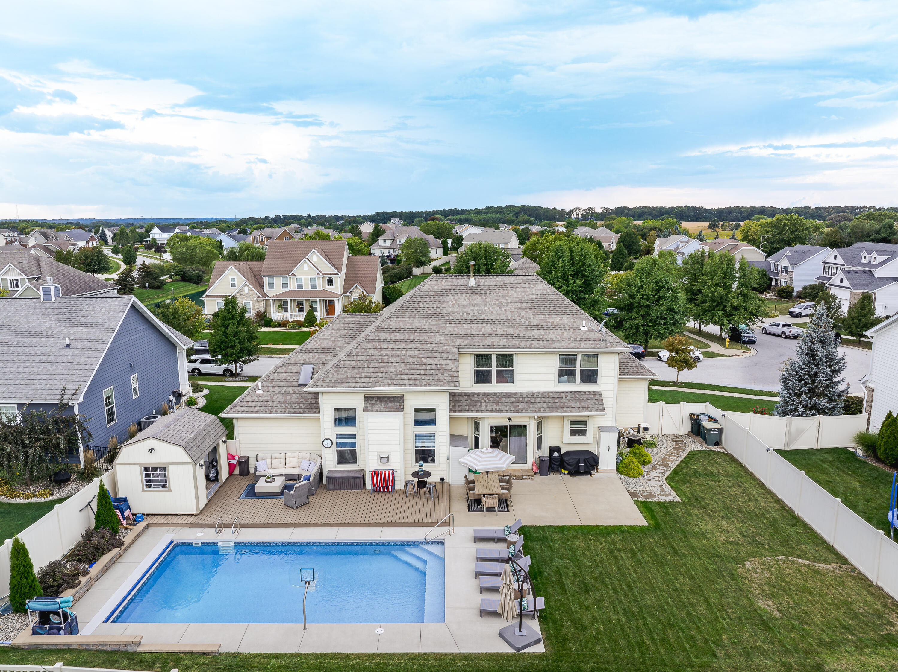 3400 Venice Drive