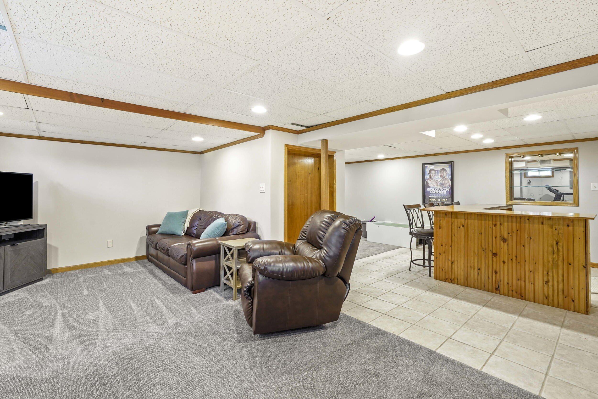 922 Maxwell Court