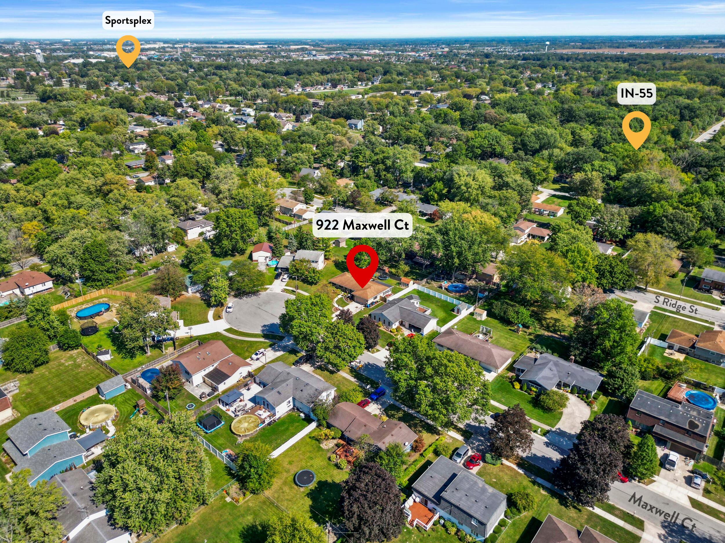 922 Maxwell Court