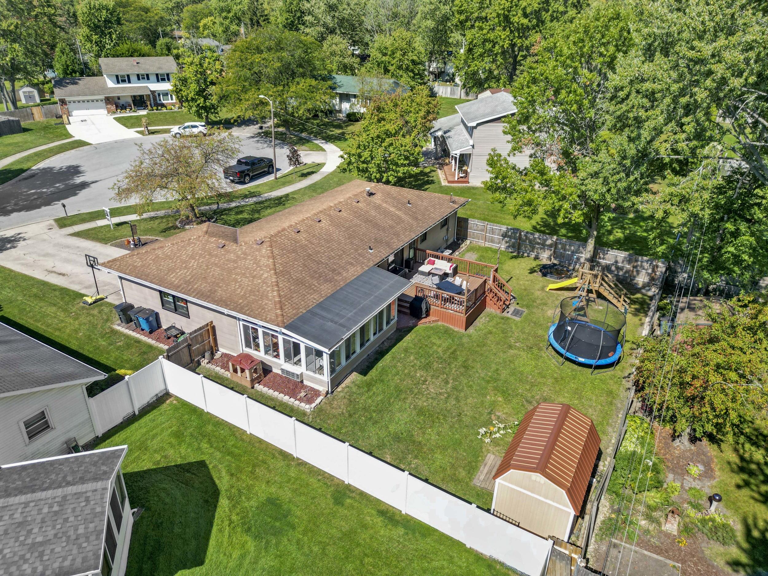 922 Maxwell Court