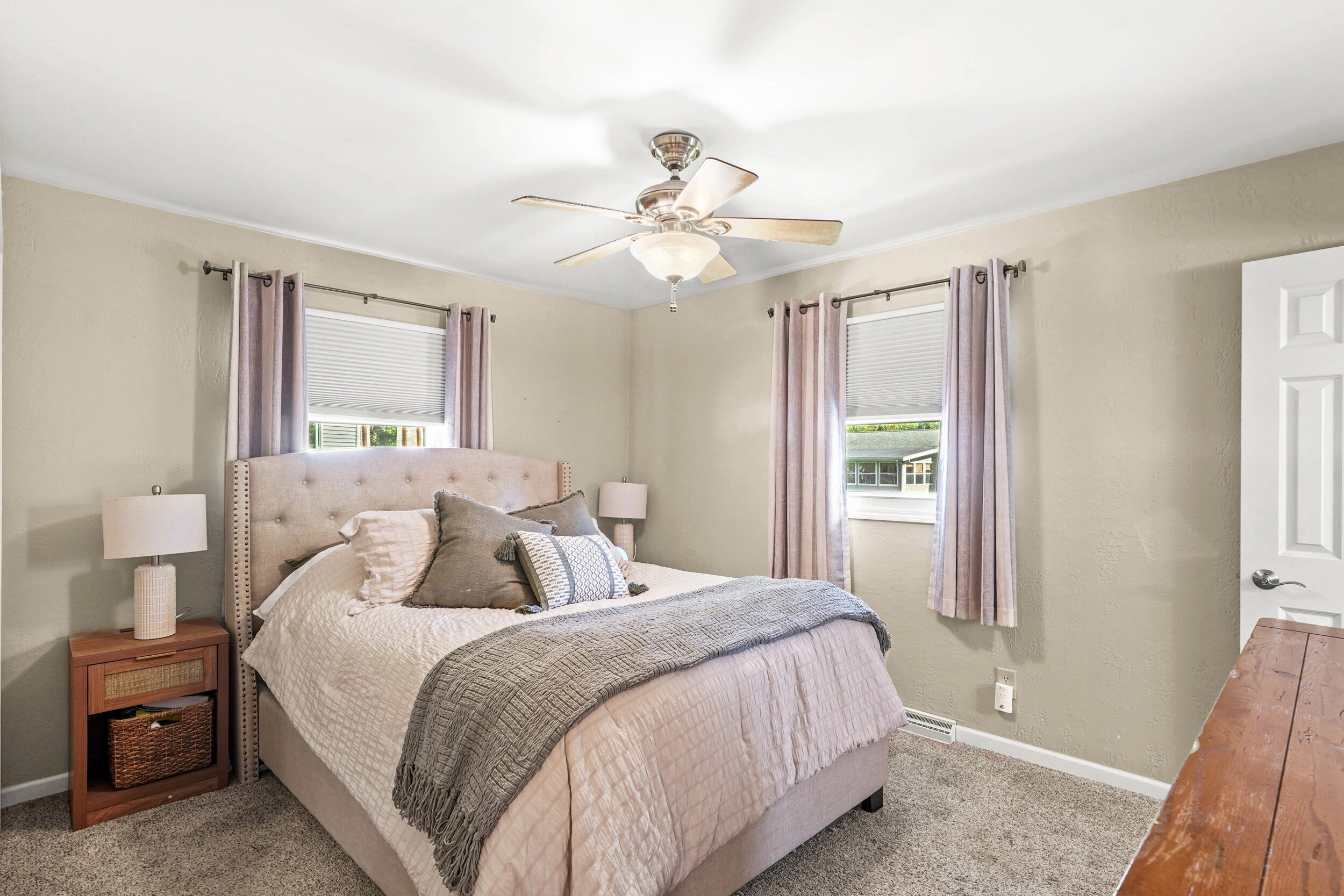922 Maxwell Court